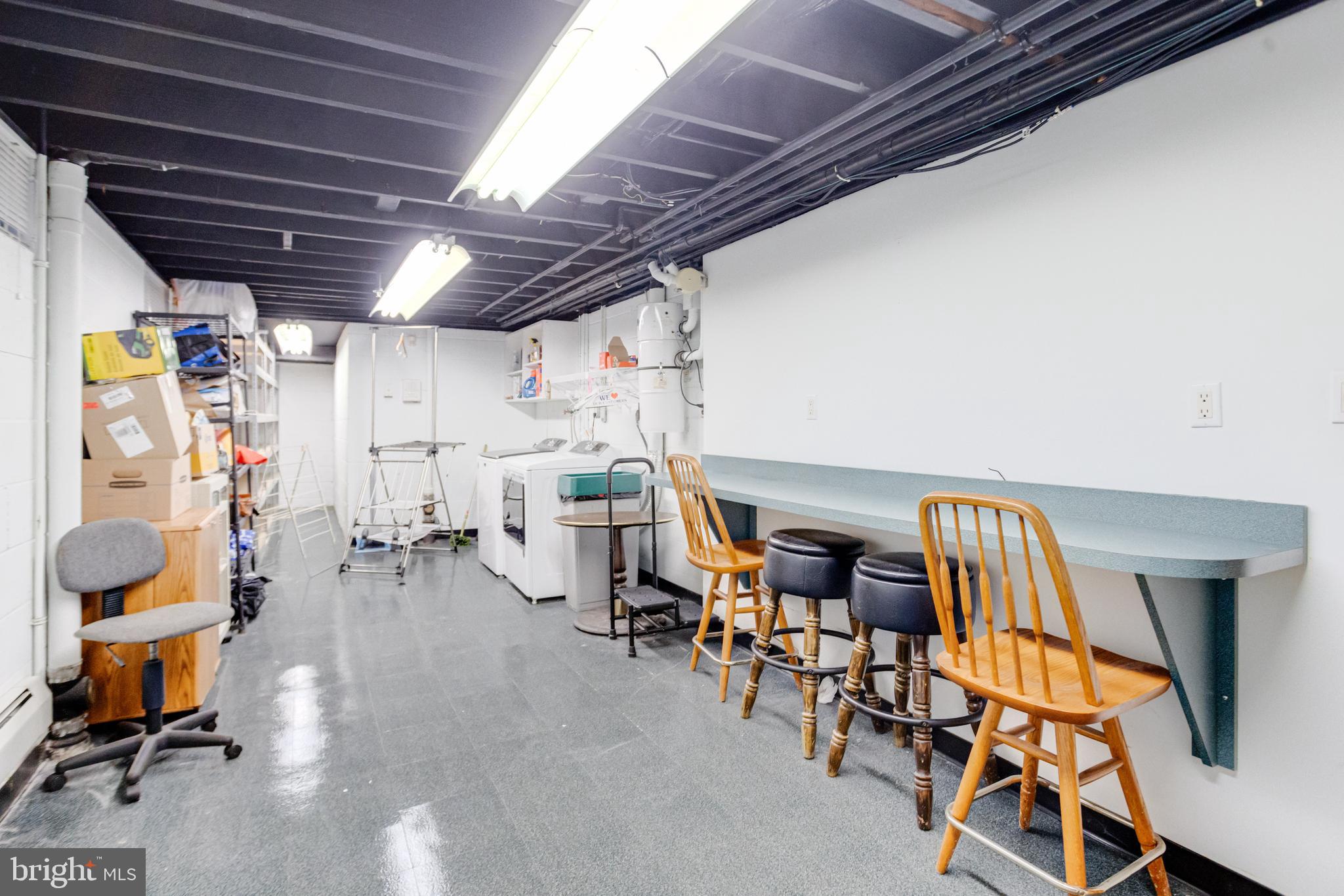 HILLTOP PARK - Residential