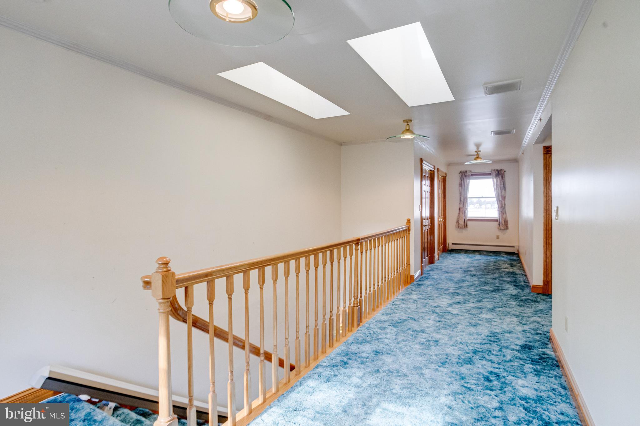 HILLTOP PARK - Residential