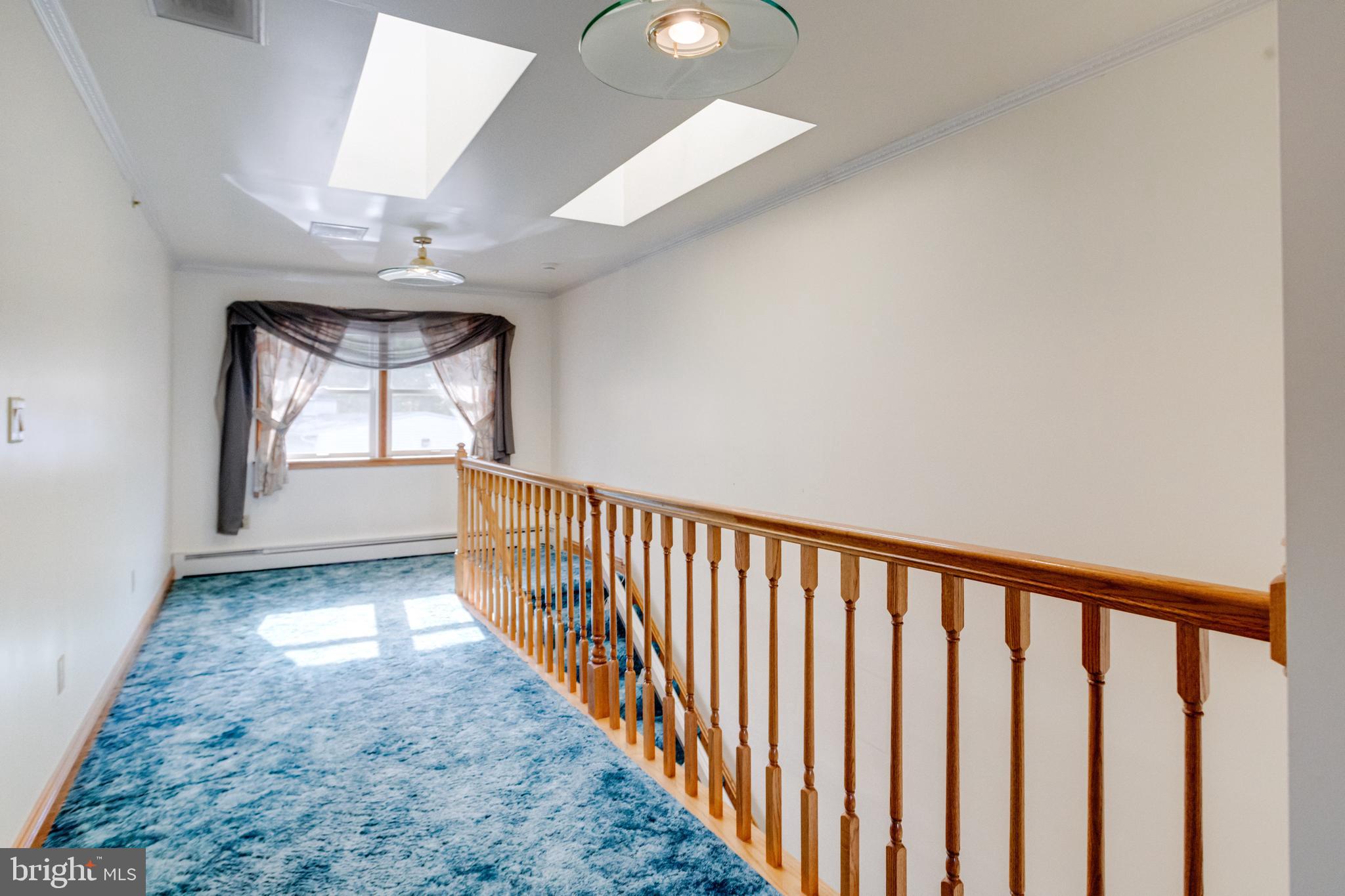 HILLTOP PARK - Residential