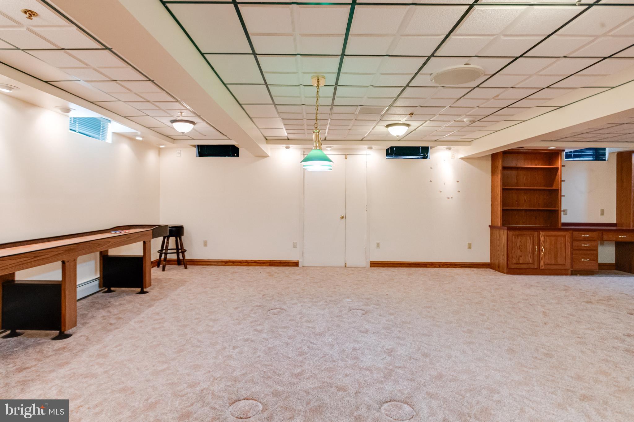 HILLTOP PARK - Residential