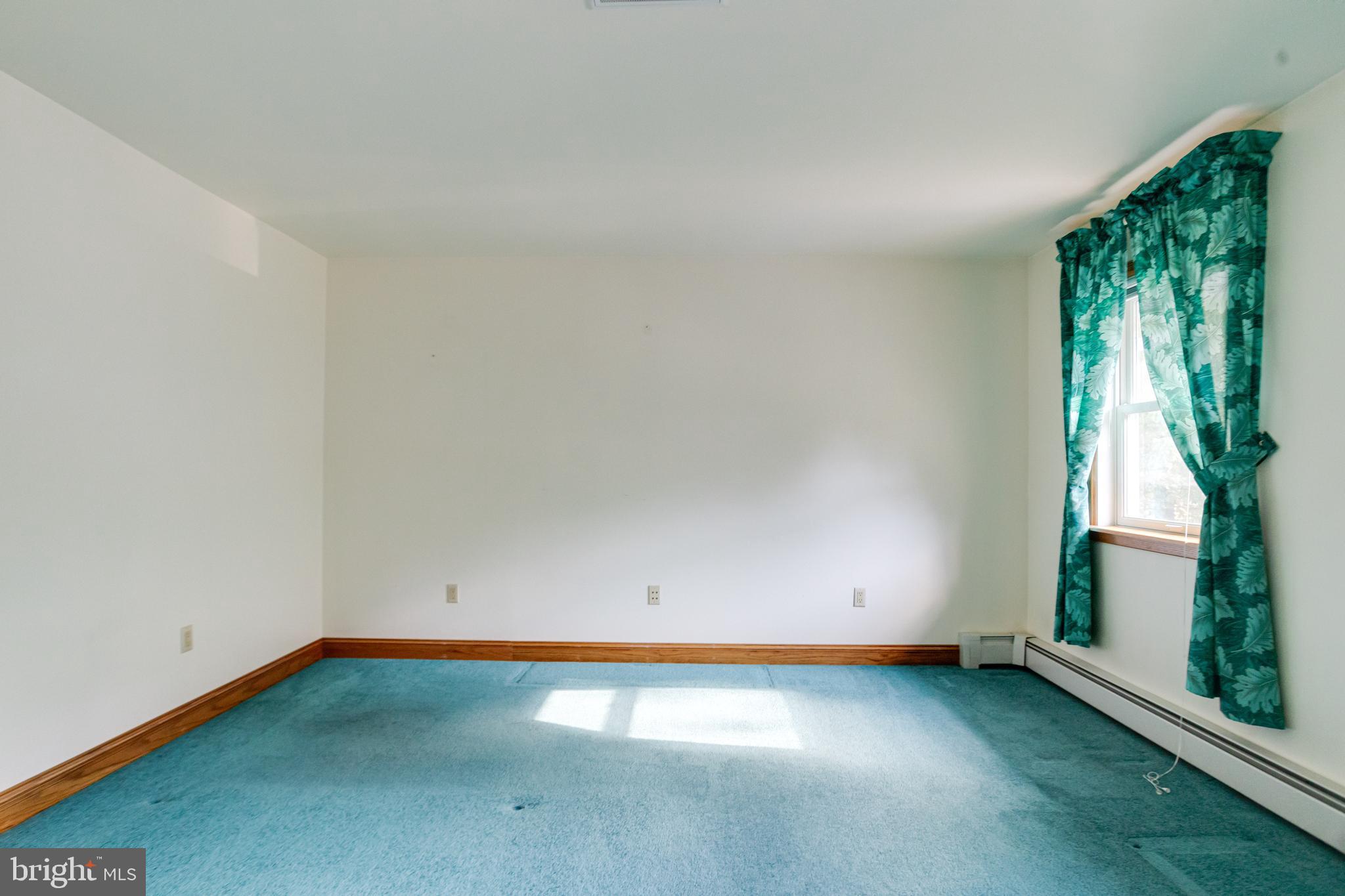 HILLTOP PARK - Residential