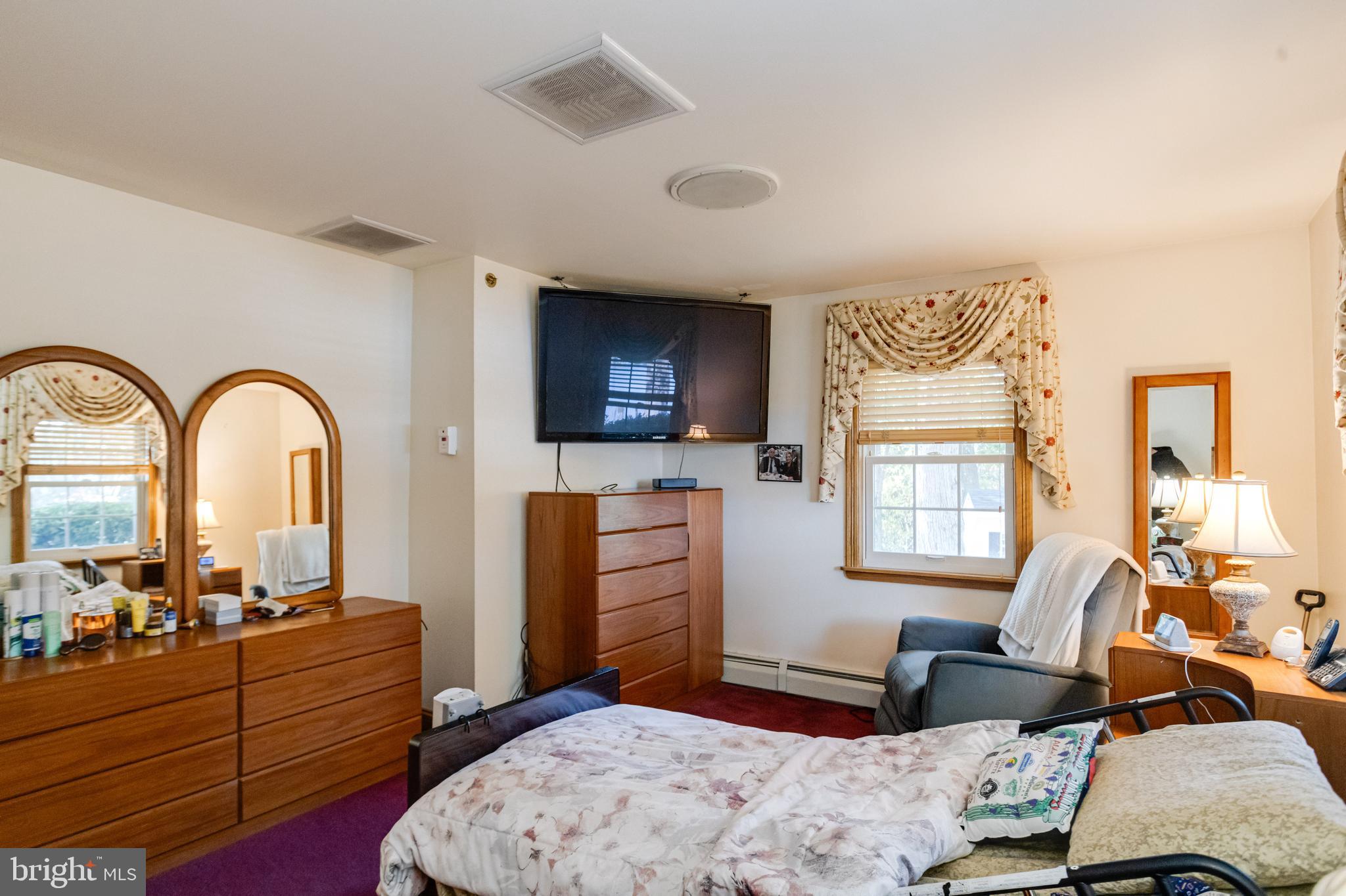 HILLTOP PARK - Residential