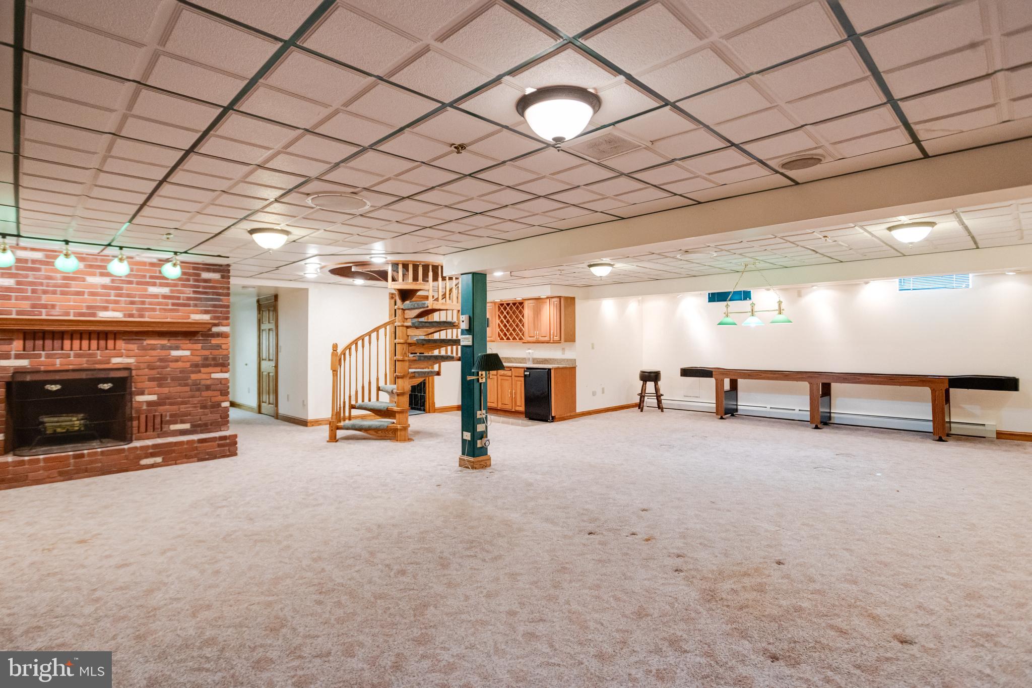 HILLTOP PARK - Residential