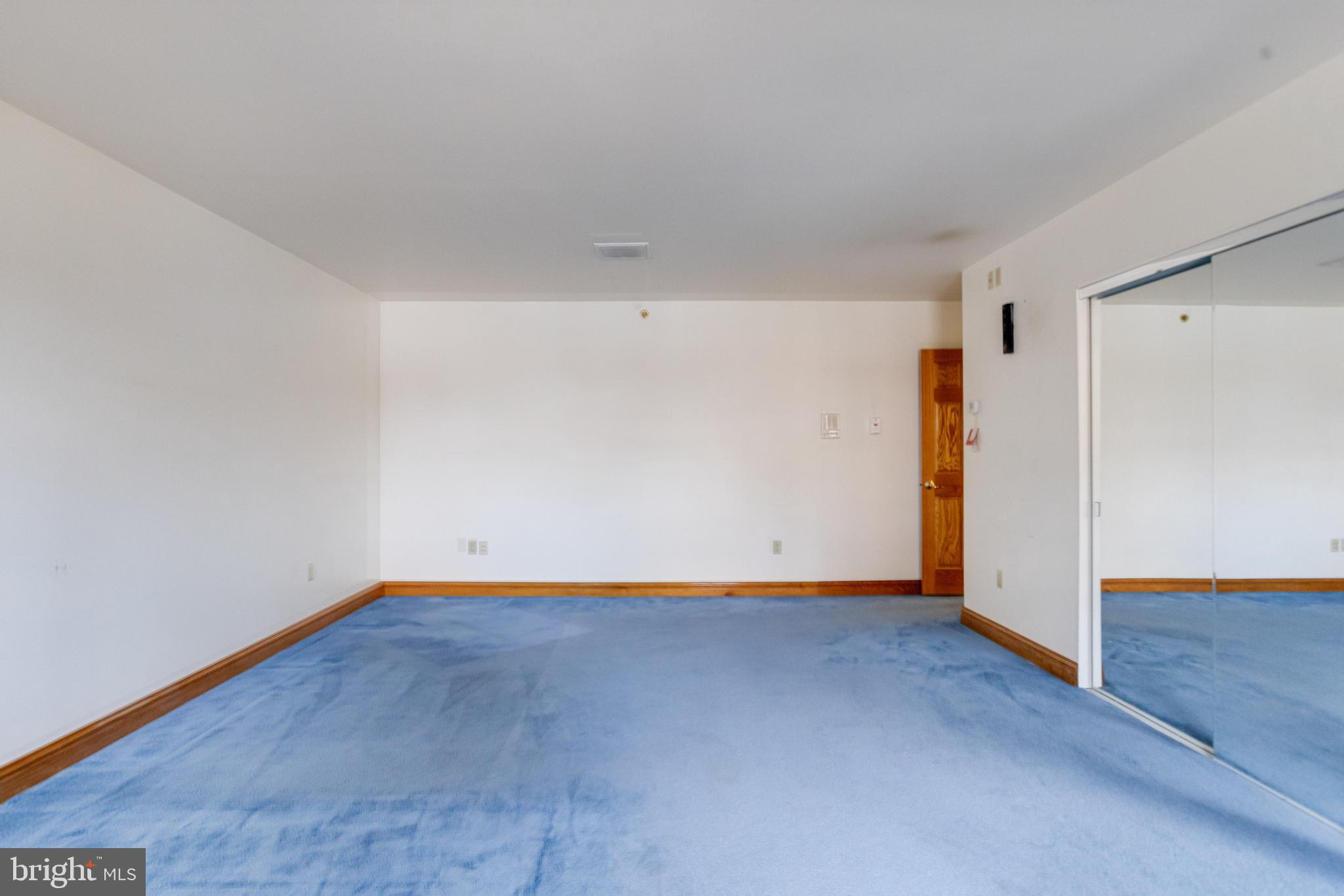 HILLTOP PARK - Residential