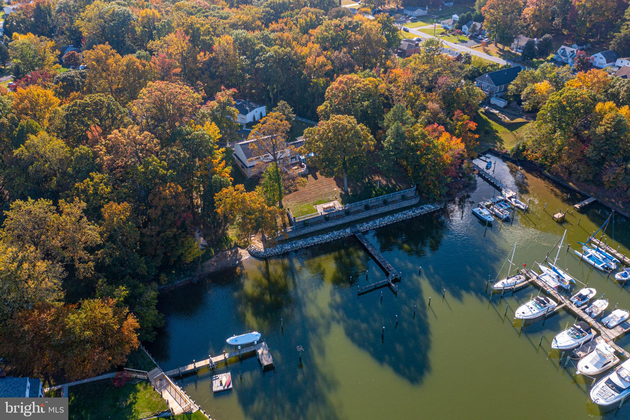 HILLTOP PARK - Residential