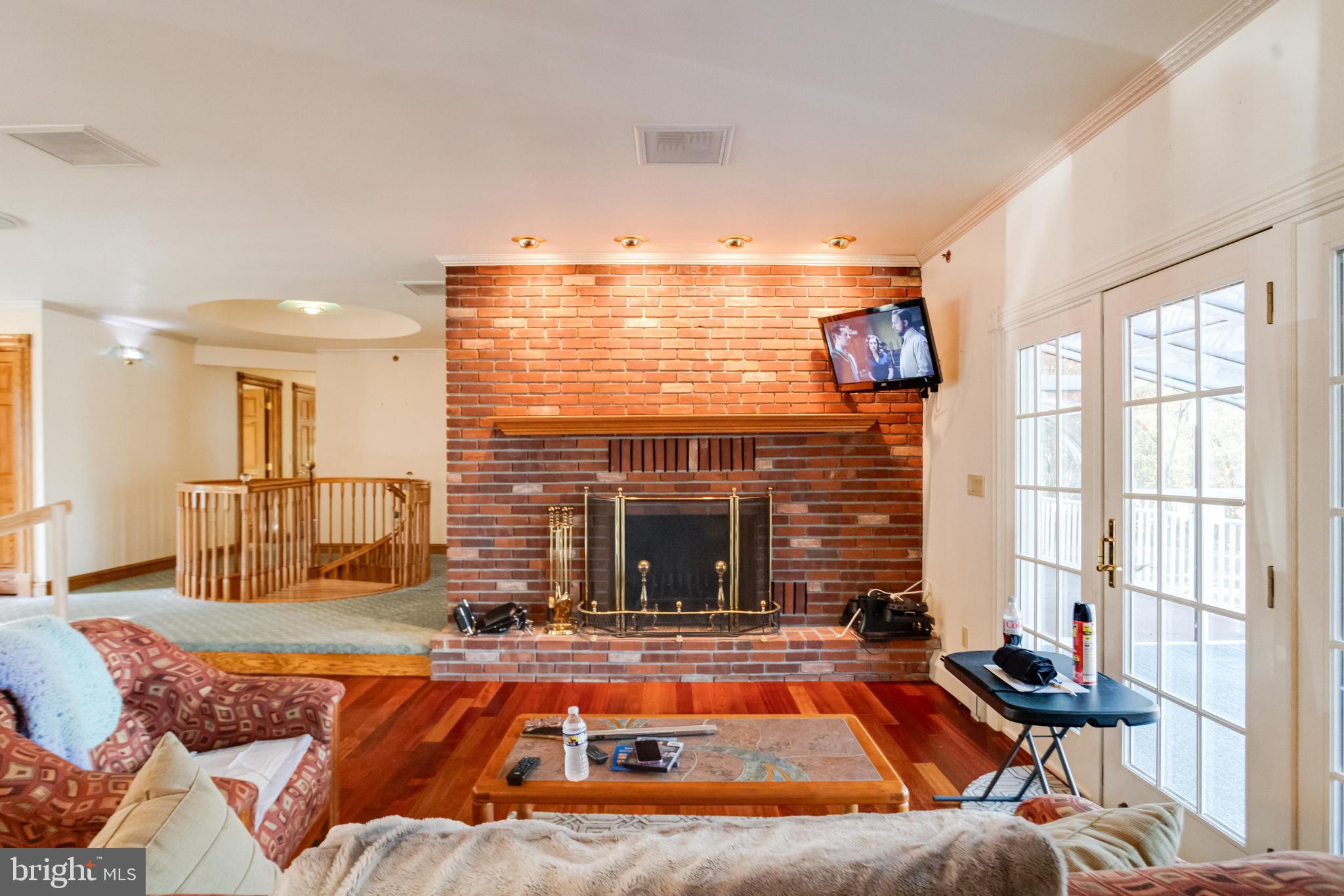 HILLTOP PARK - Residential