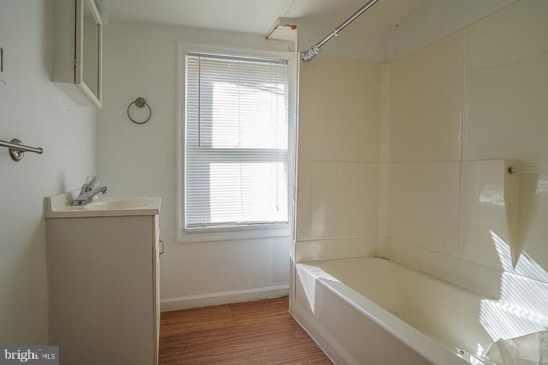 POWELTON VILLAGE - Residential