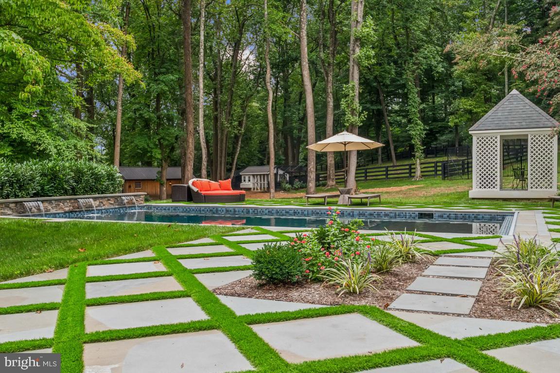 STEVENSON - Residential