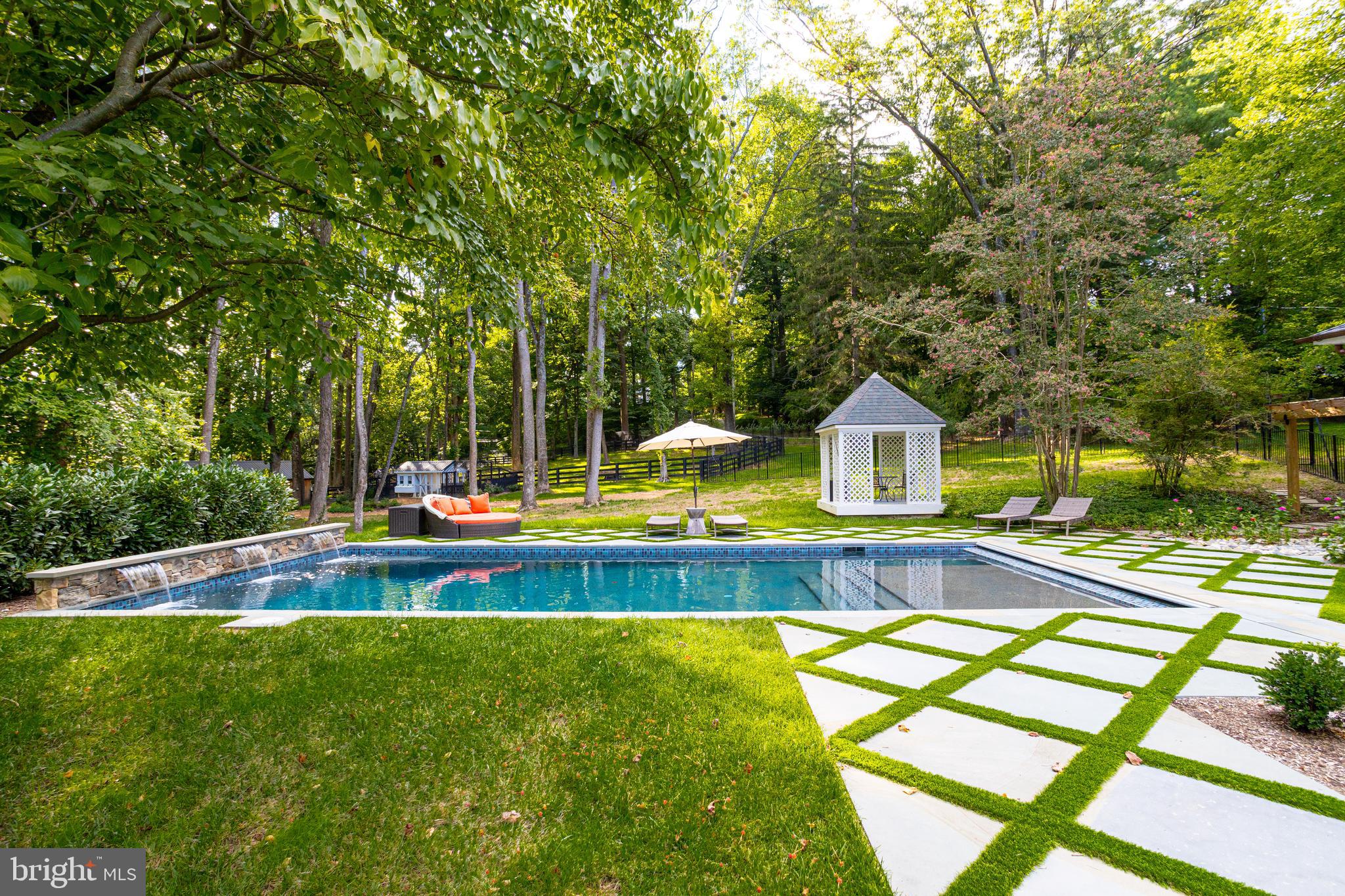 STEVENSON - Residential