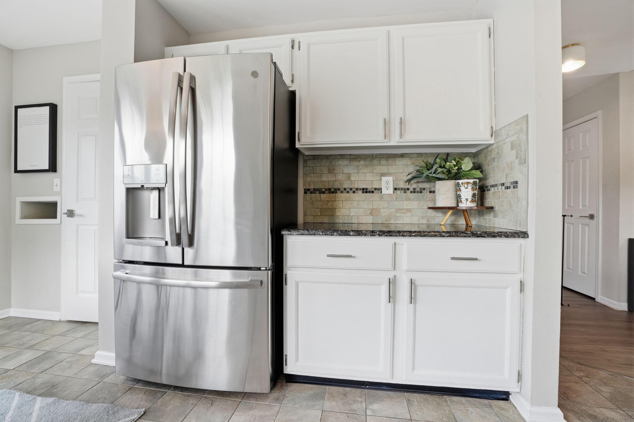 BROOKSTONE - Residential