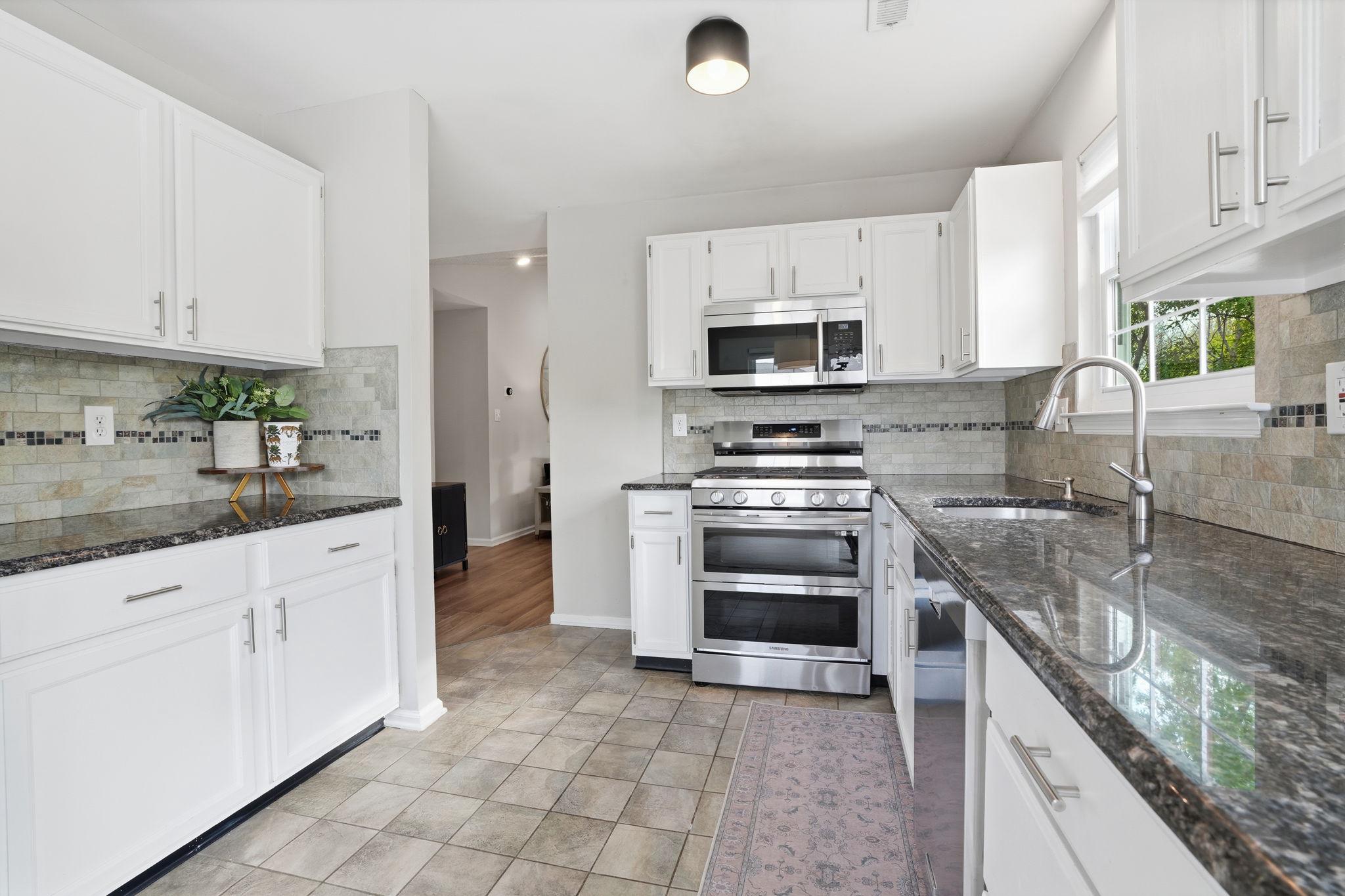 BROOKSTONE - Residential