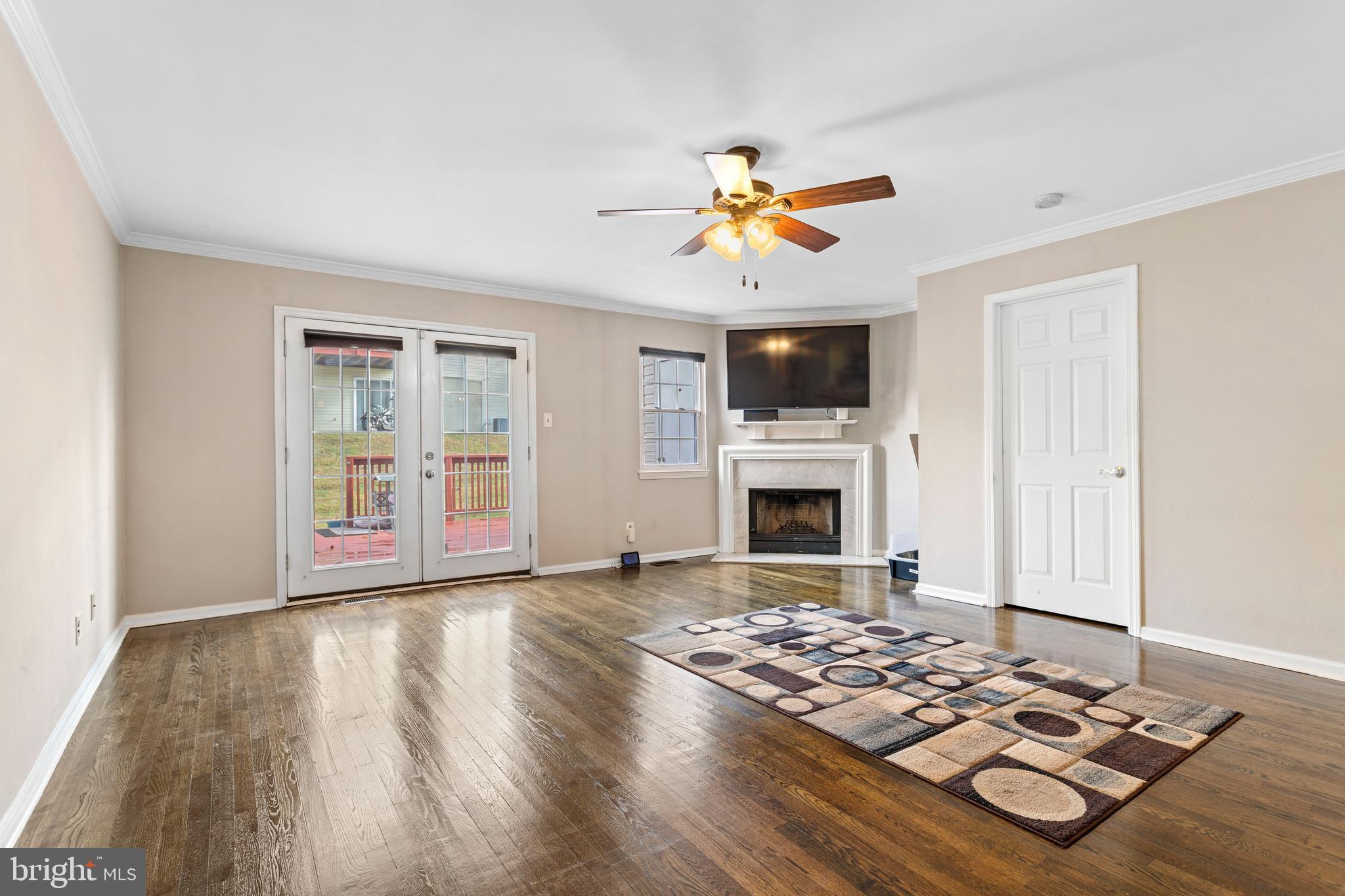 CHERRY TREE KNOLL - Residential