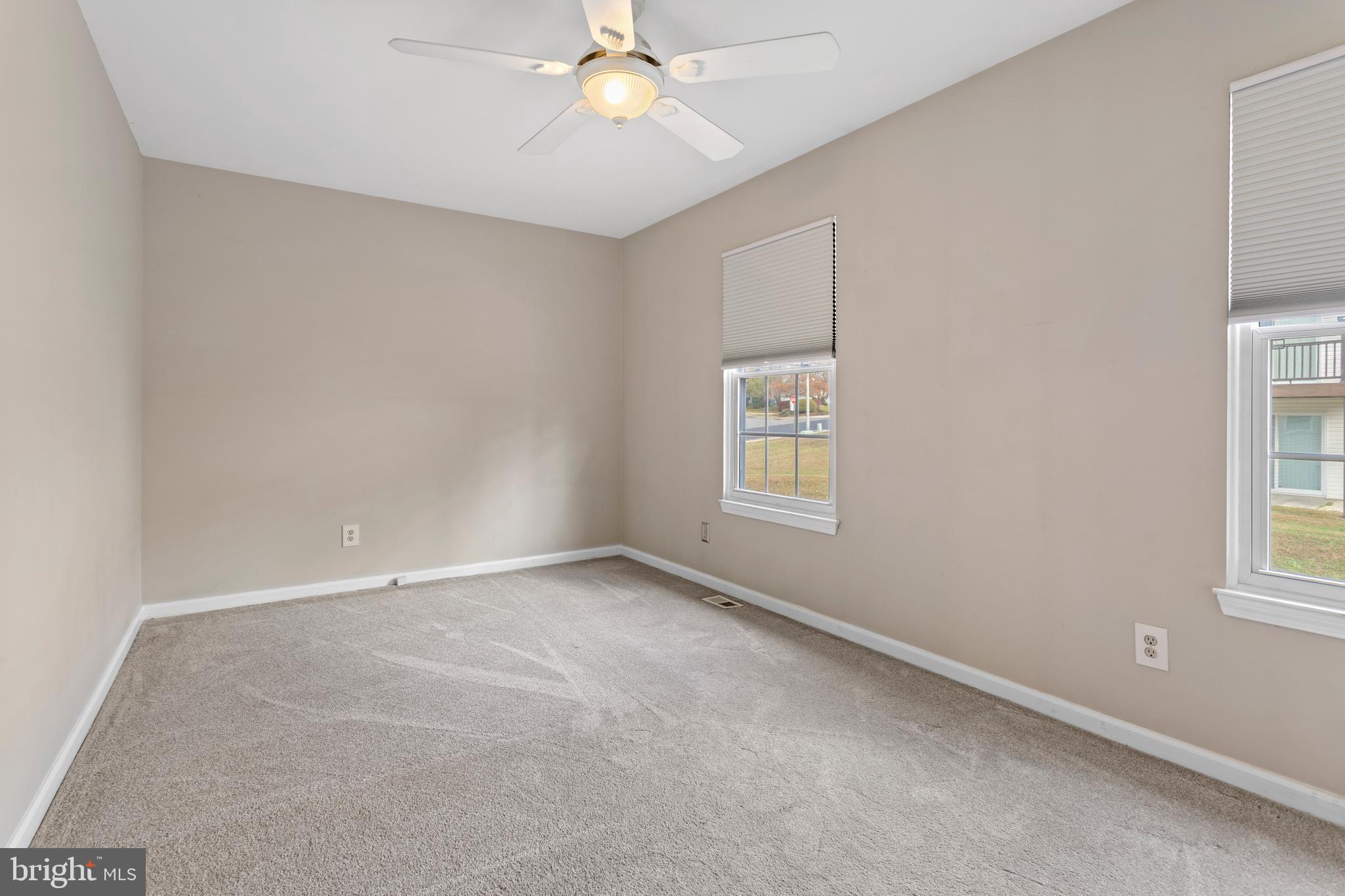 CHERRY TREE KNOLL - Residential