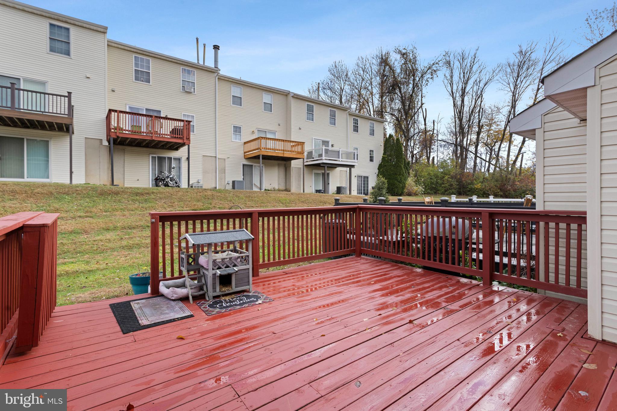 CHERRY TREE KNOLL - Residential