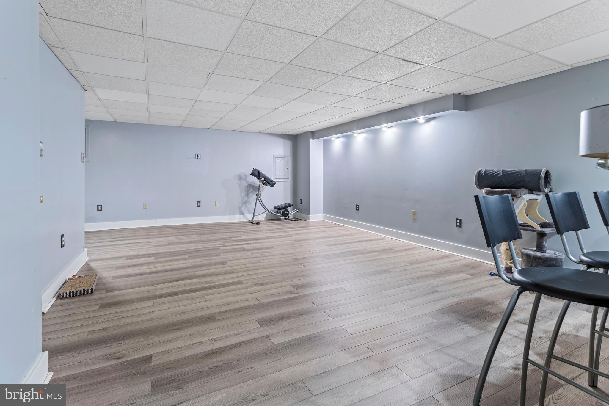 CHERRY TREE KNOLL - Residential