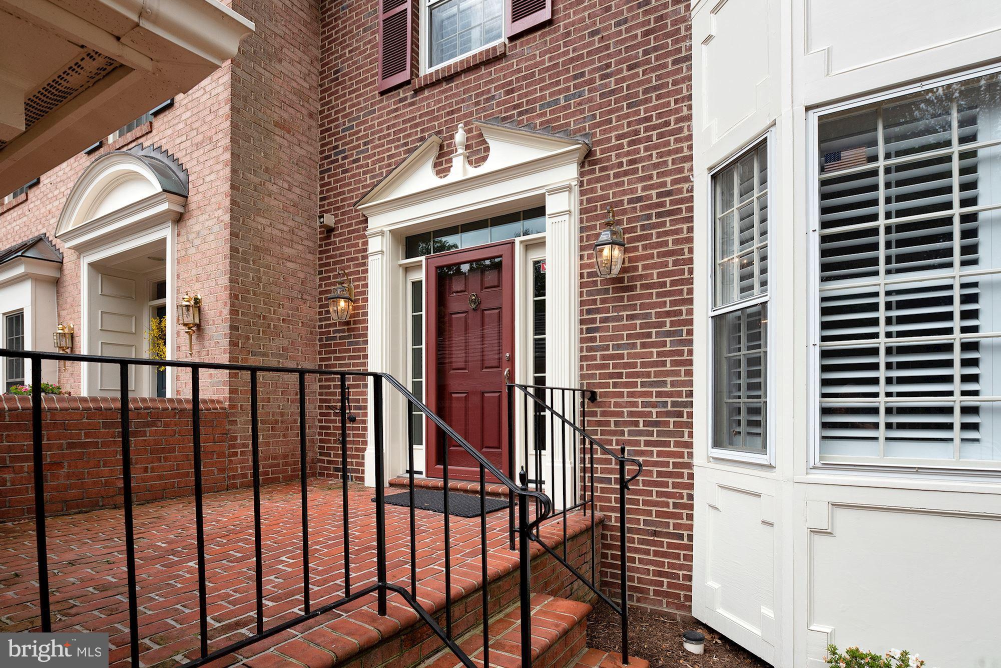 ALTA VISTA - Residential