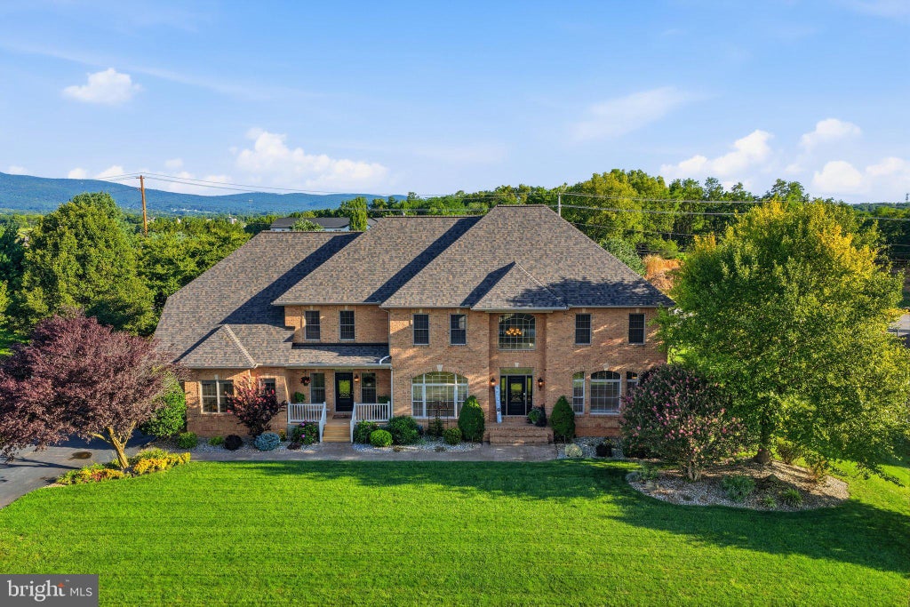 Photo of 10908 Sassan Lane, HAGERSTOWN, MD 21742 (MLS # MDWA2039194)