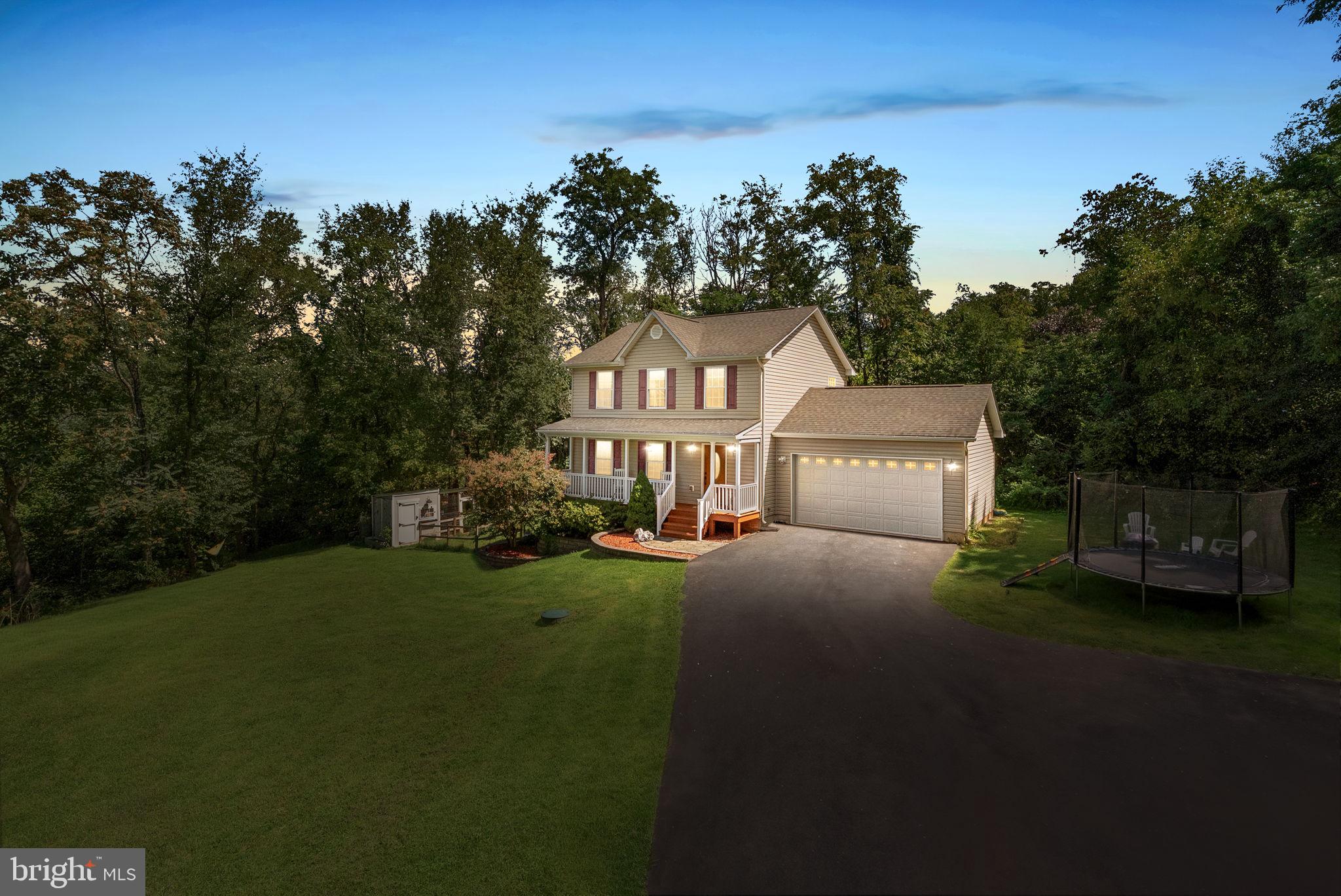 15 OAK HEIGHTS ROAD