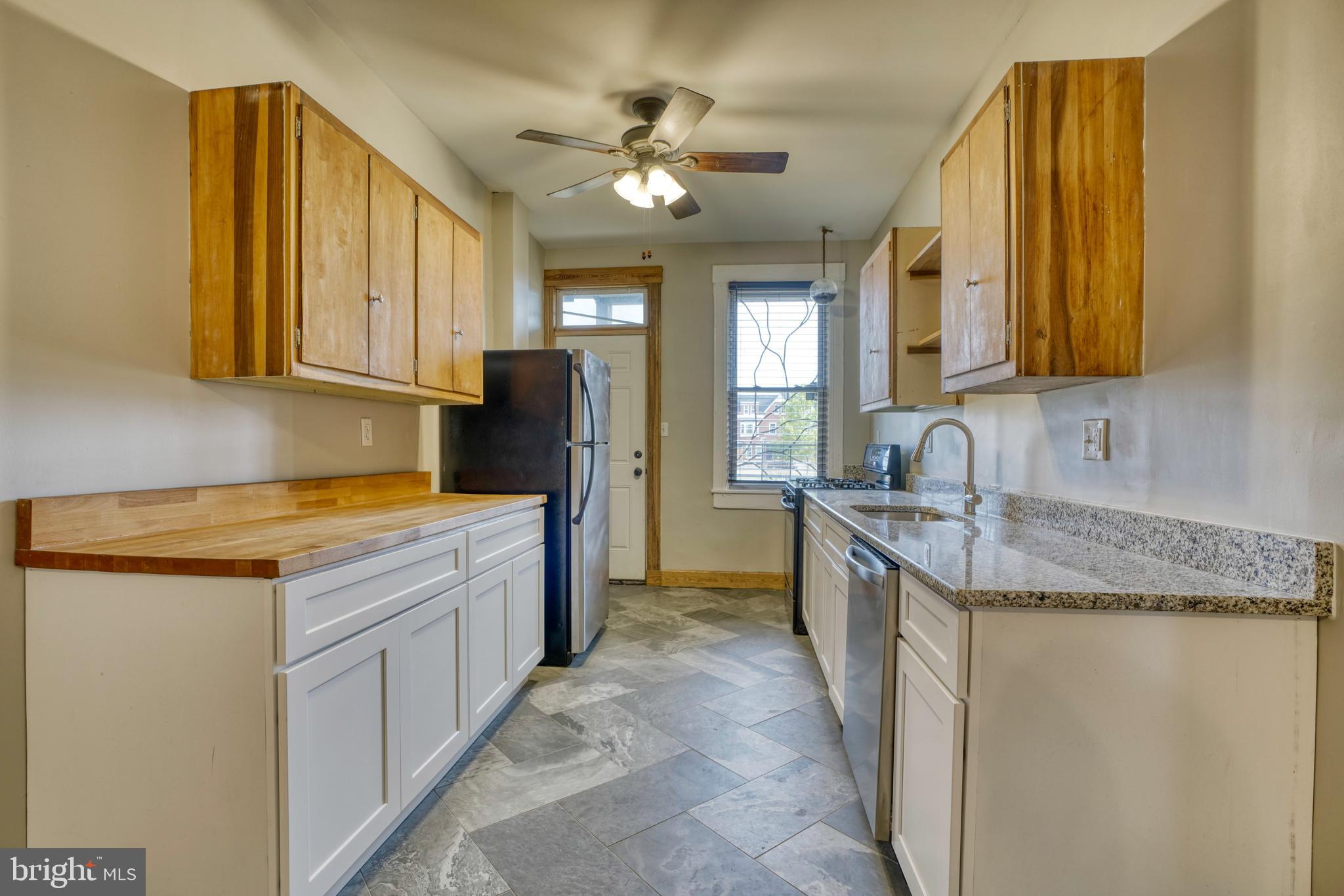 BARCLAY - Residential Lease