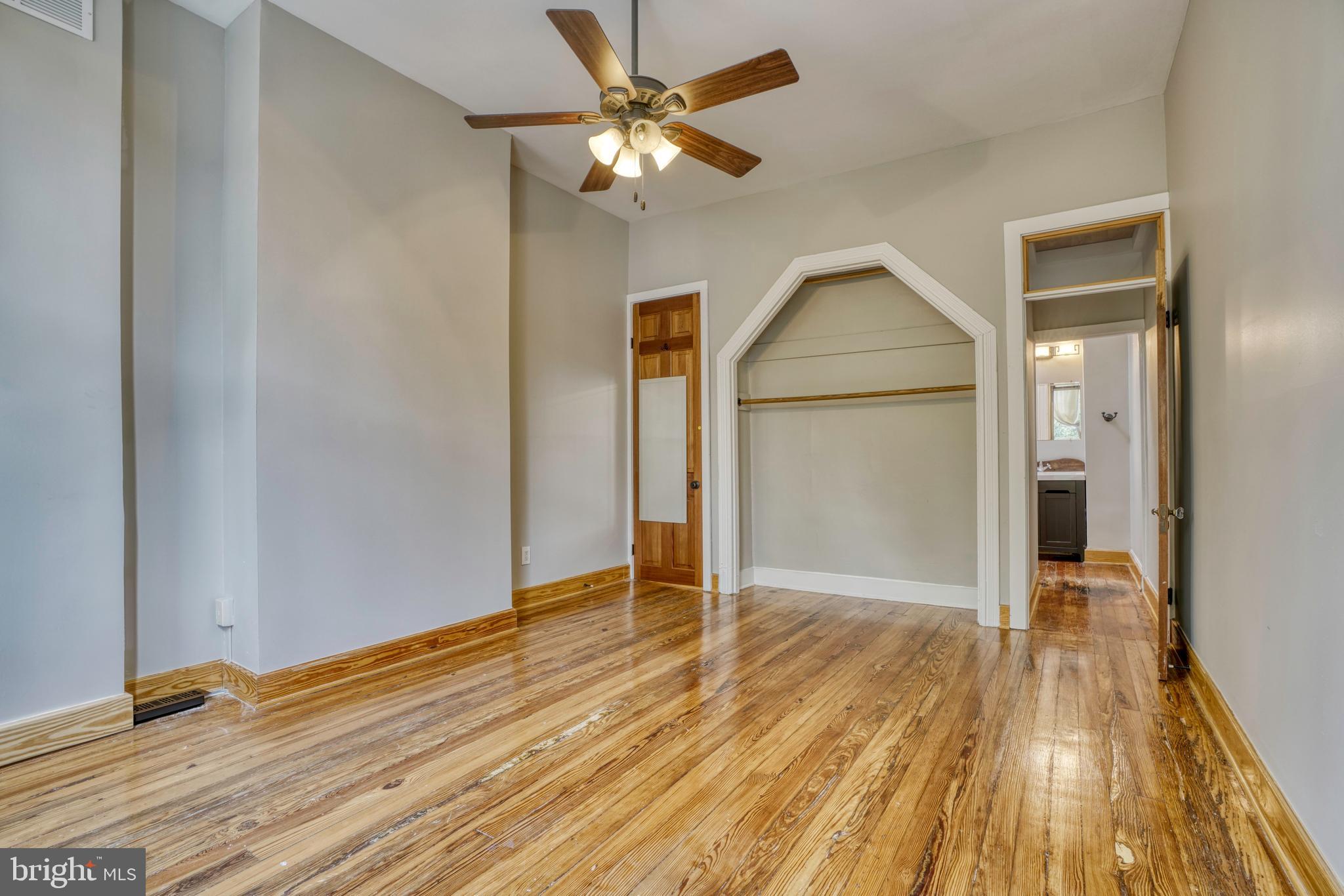 BARCLAY - Residential Lease