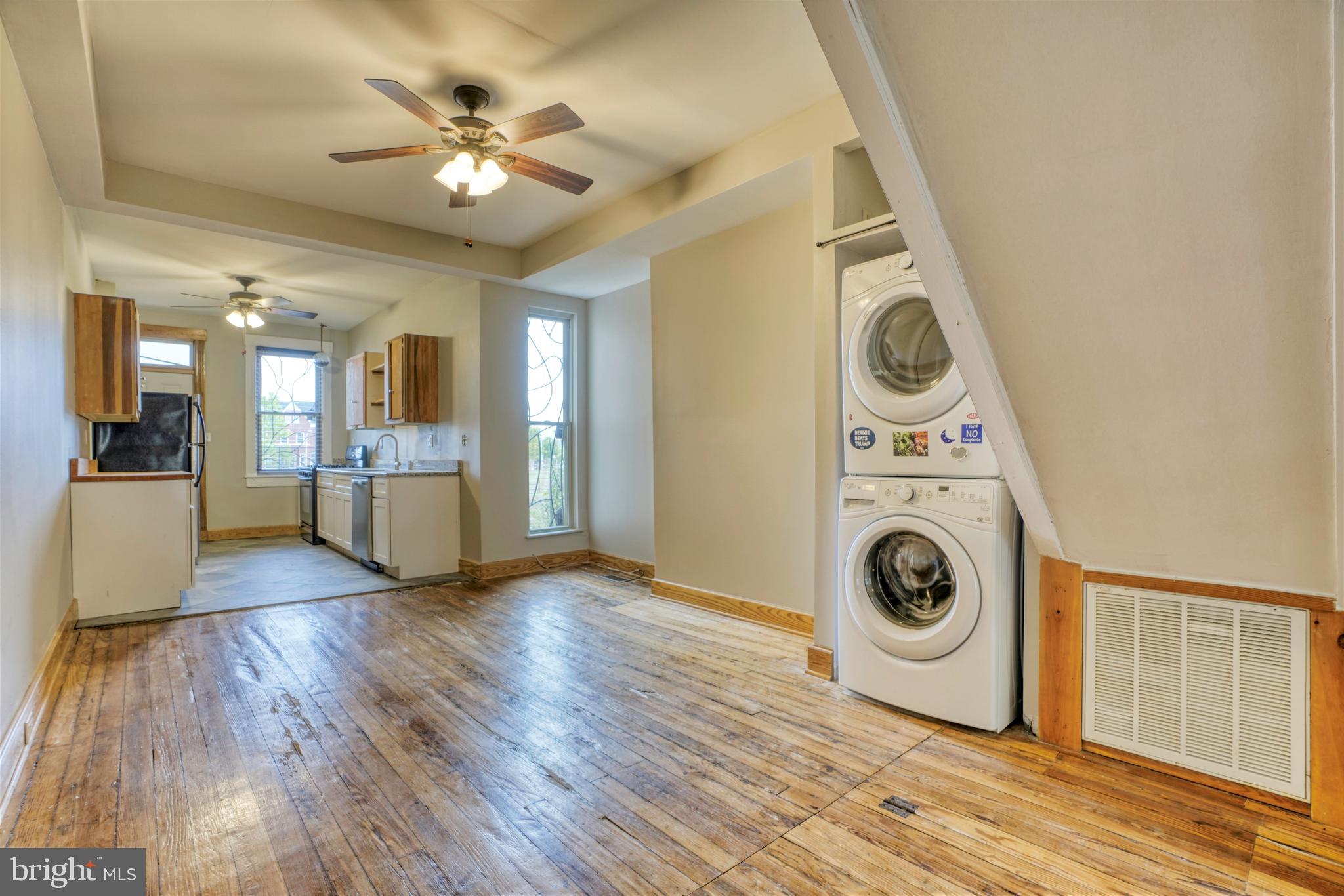 BARCLAY - Residential Lease
