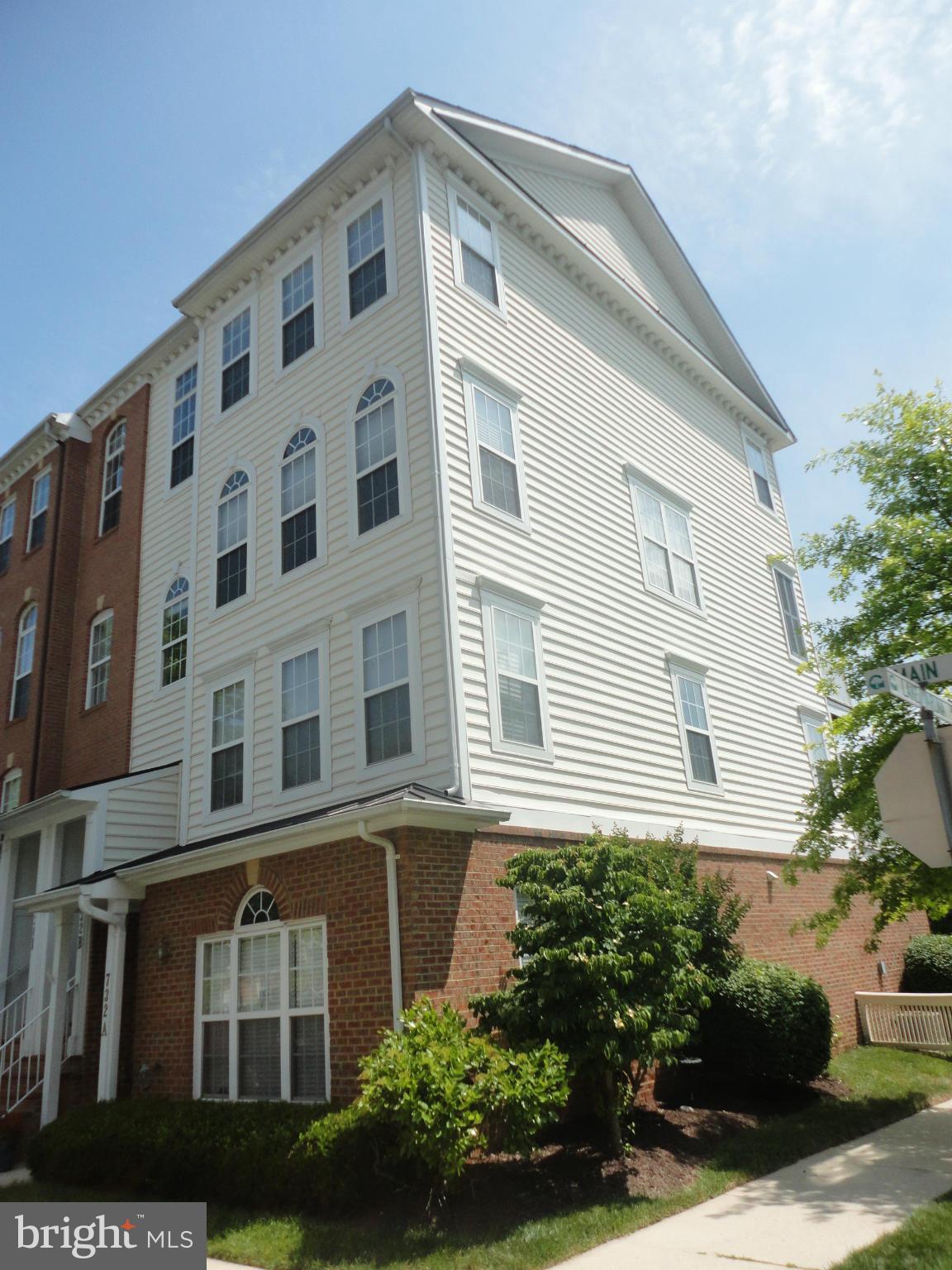 LAKELANDS - Residential