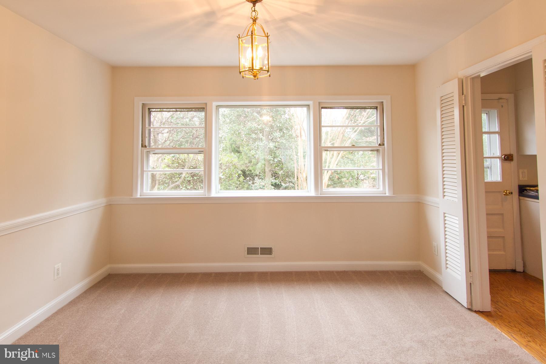 BELLEVUE FOREST - Residential Lease