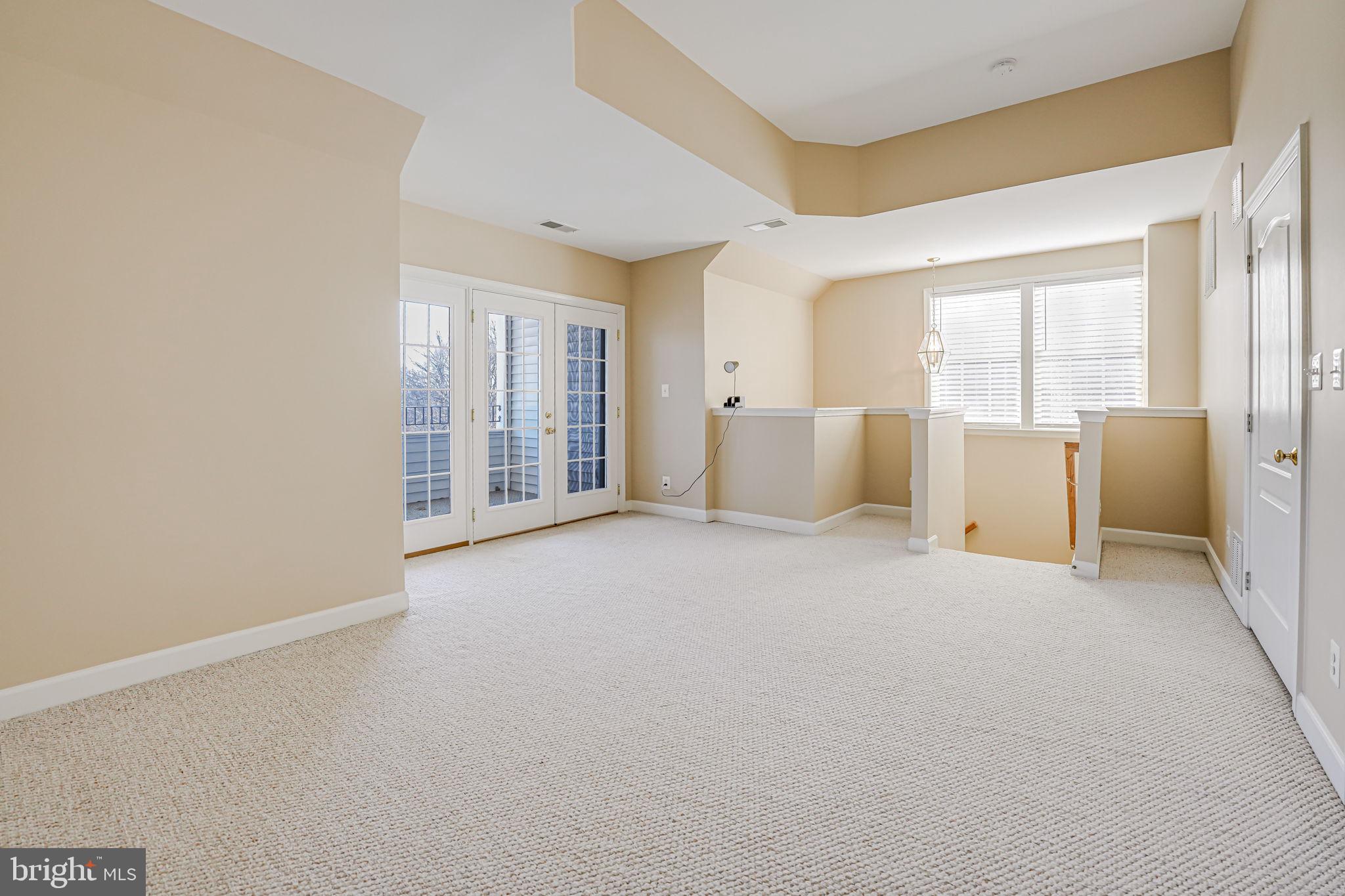 MOUNT VISION - Residential