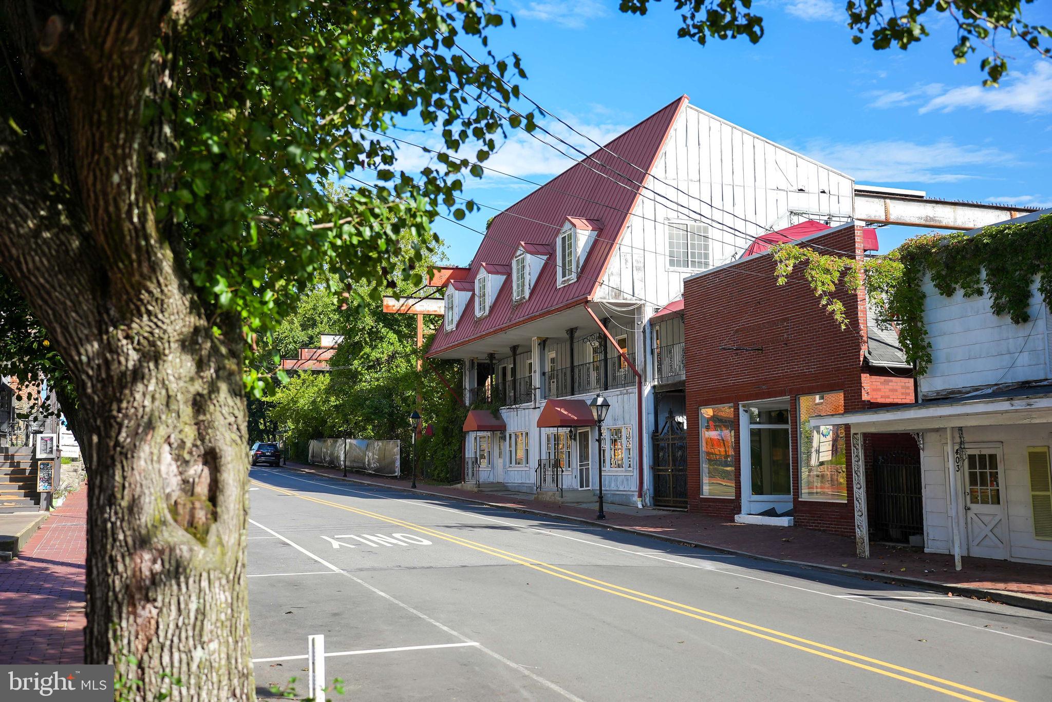 MOUNT VISION - Residential