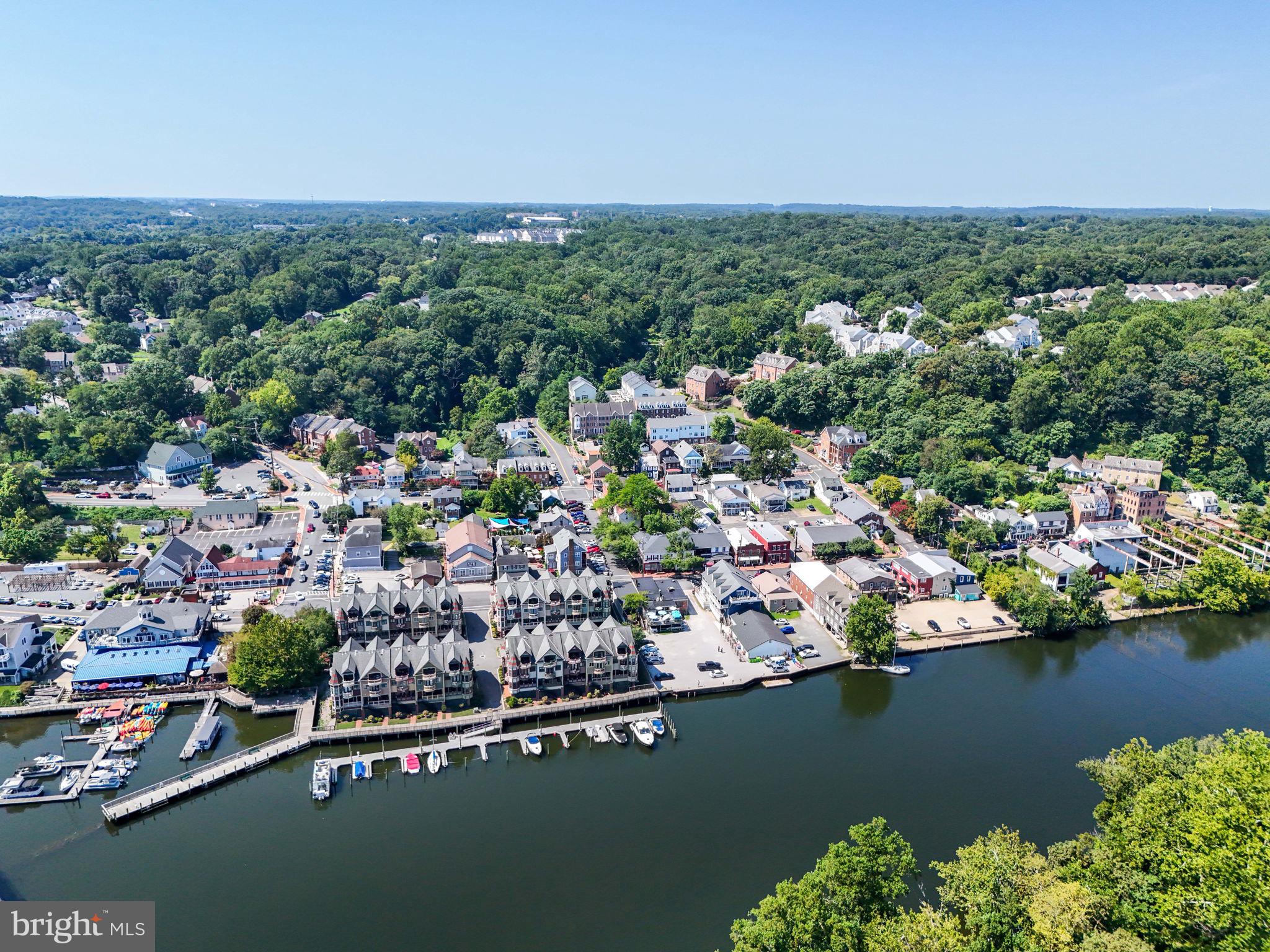 MOUNT VISION - Residential