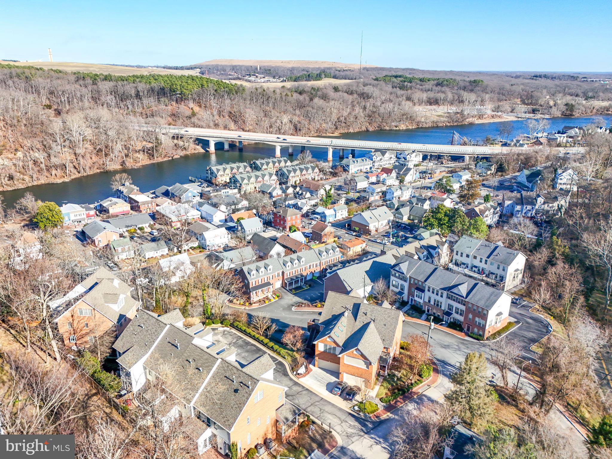 MOUNT VISION - Residential