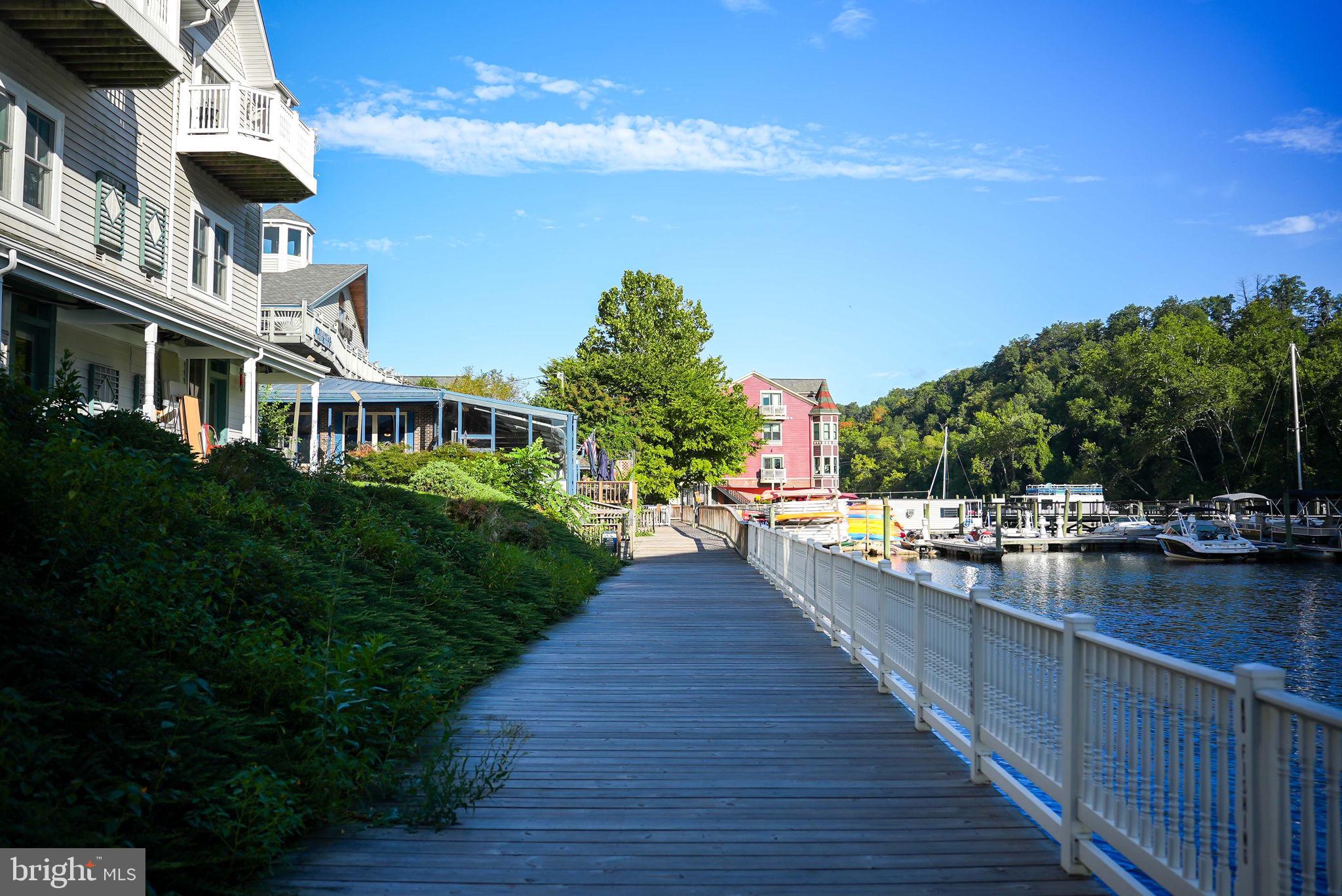 MOUNT VISION - Residential