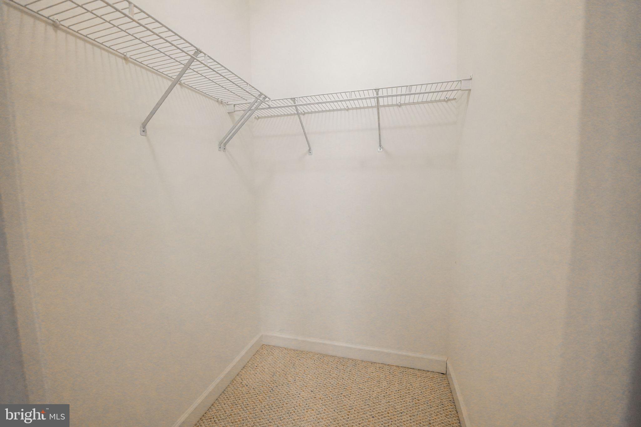 MOUNT VISION - Residential