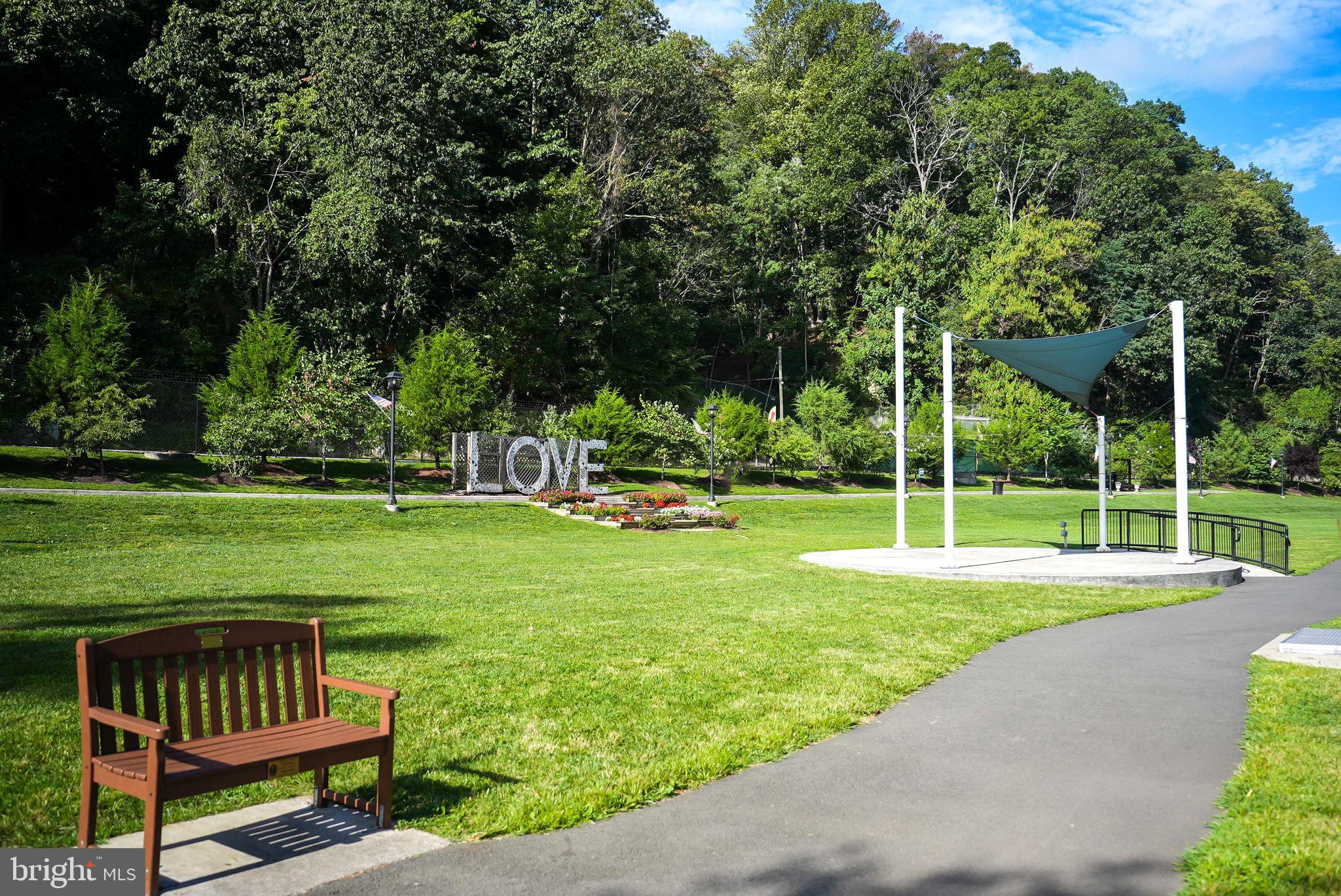 MOUNT VISION - Residential