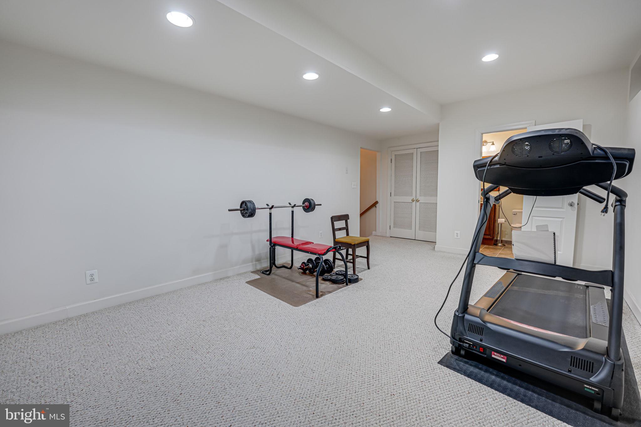 MOUNT VISION - Residential