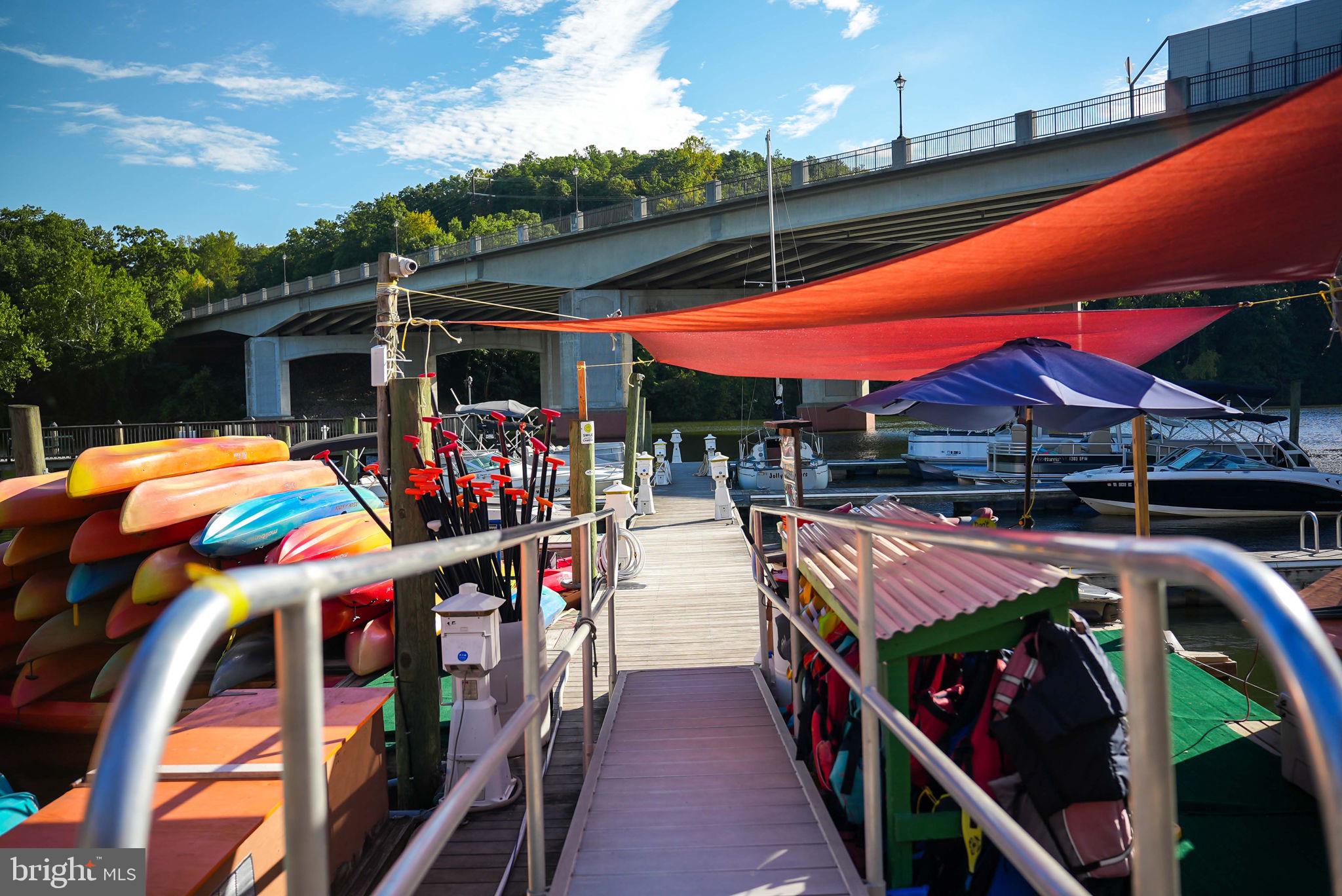 MOUNT VISION - Residential