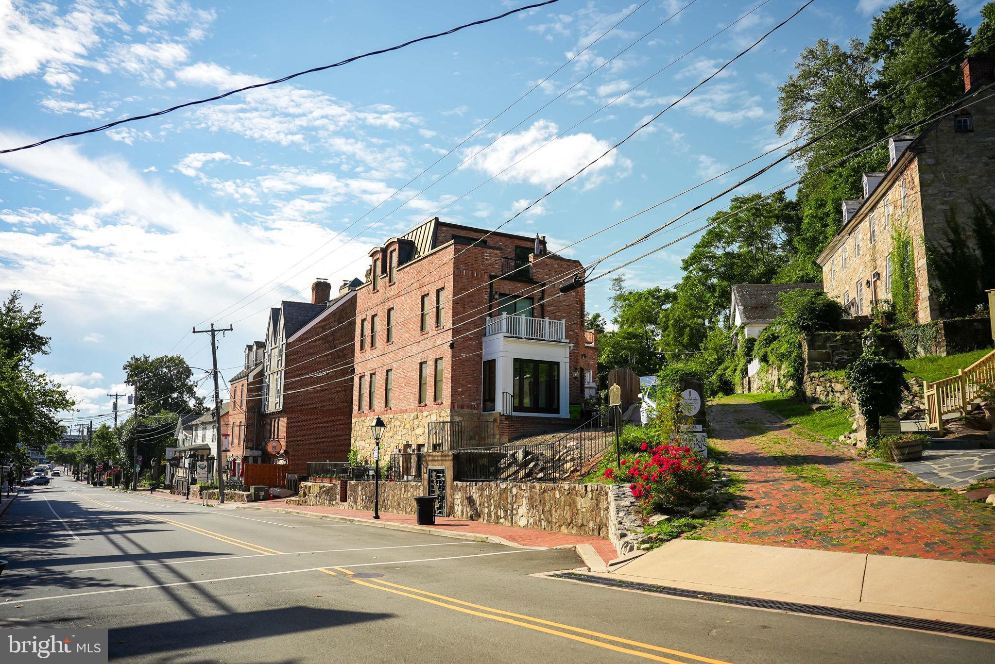 MOUNT VISION - Residential