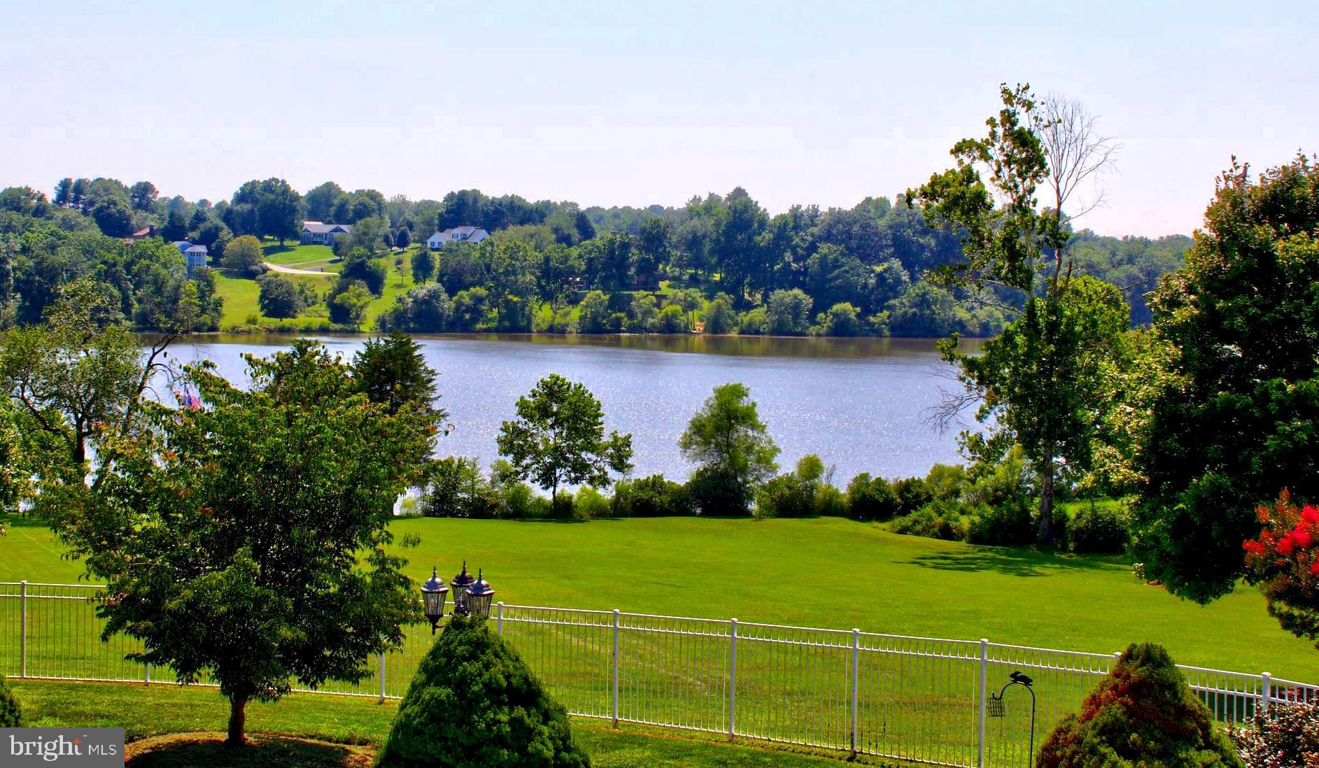 EAGLES NEST - Residential Lease