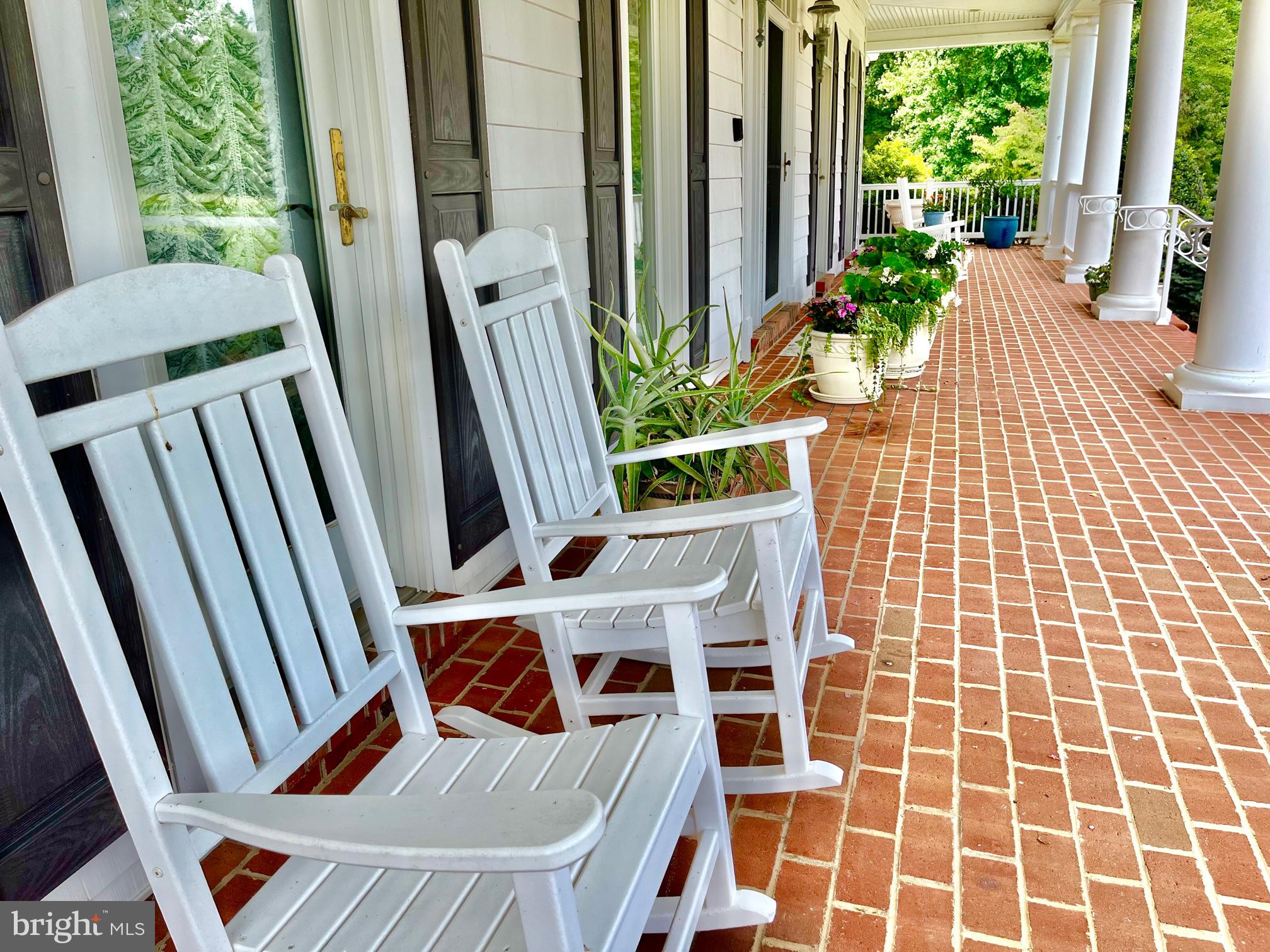 EAGLES NEST - Residential Lease