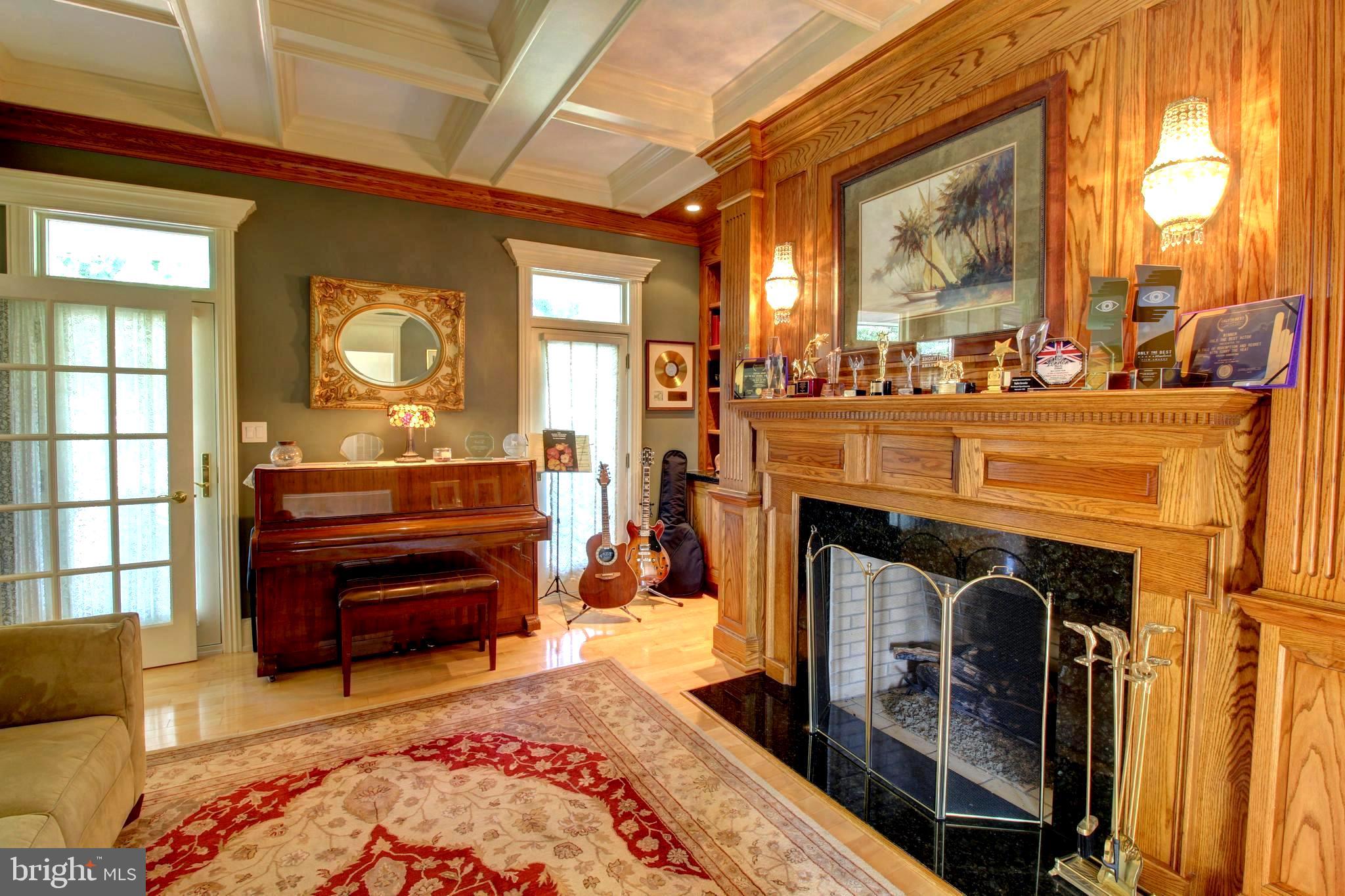 EAGLES NEST - Residential Lease