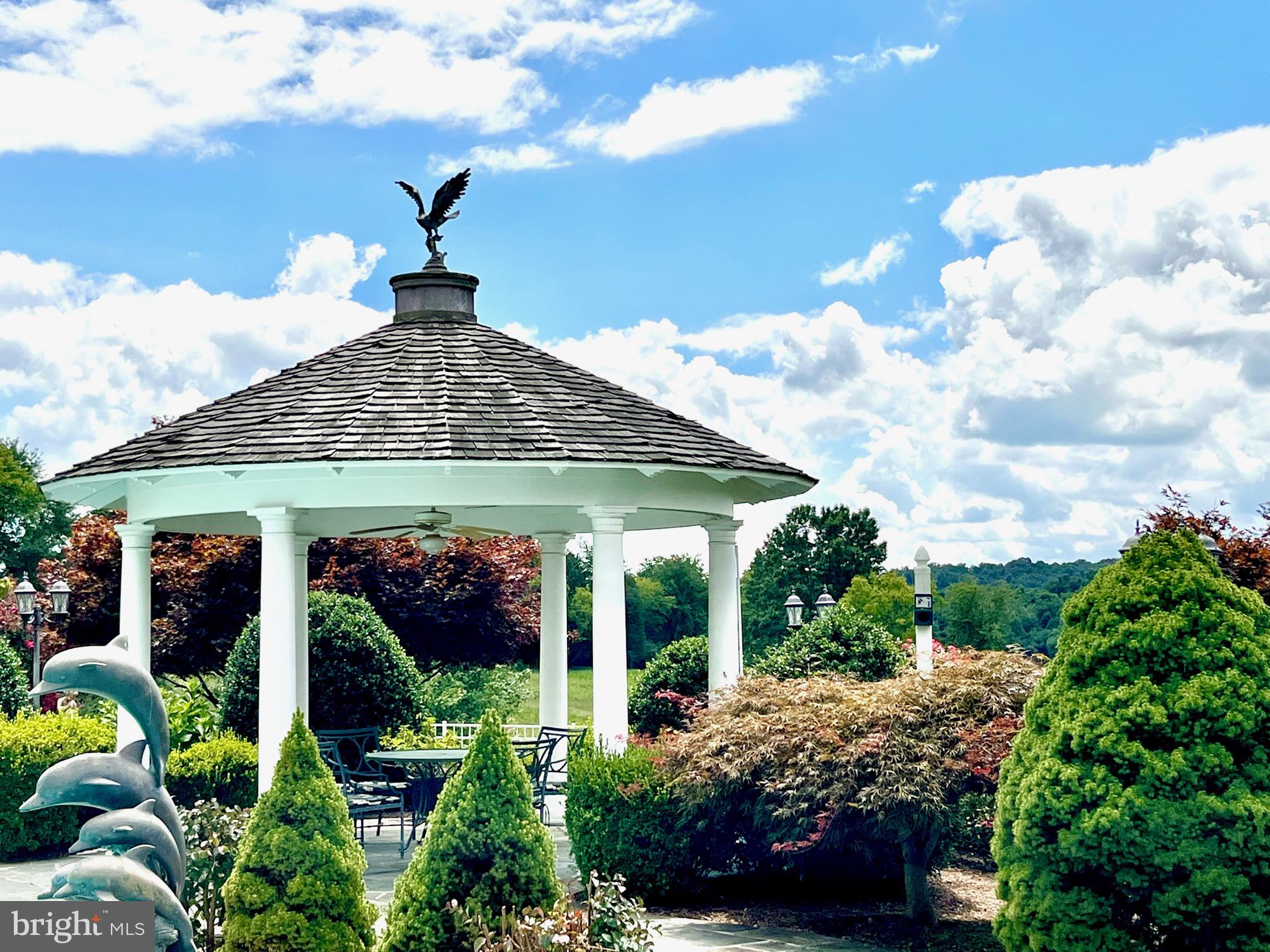 EAGLES NEST - Residential Lease