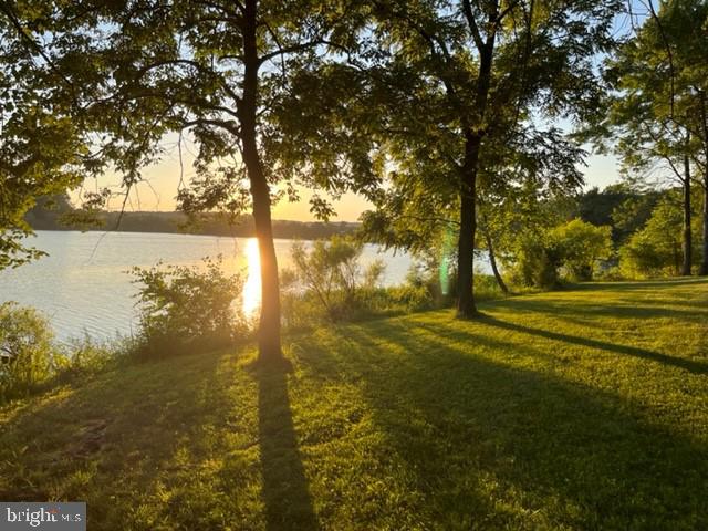 EAGLES NEST - Residential Lease