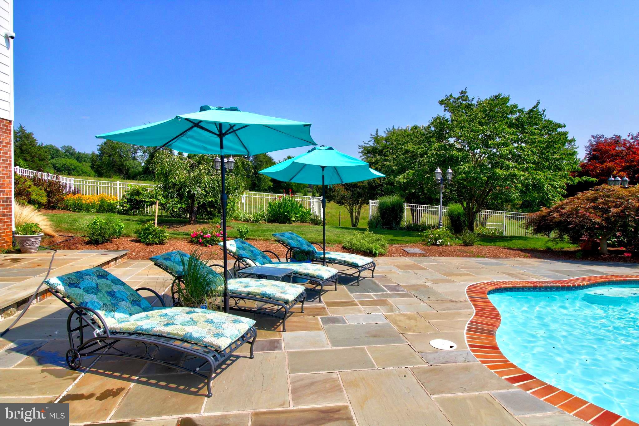 EAGLES NEST - Residential Lease