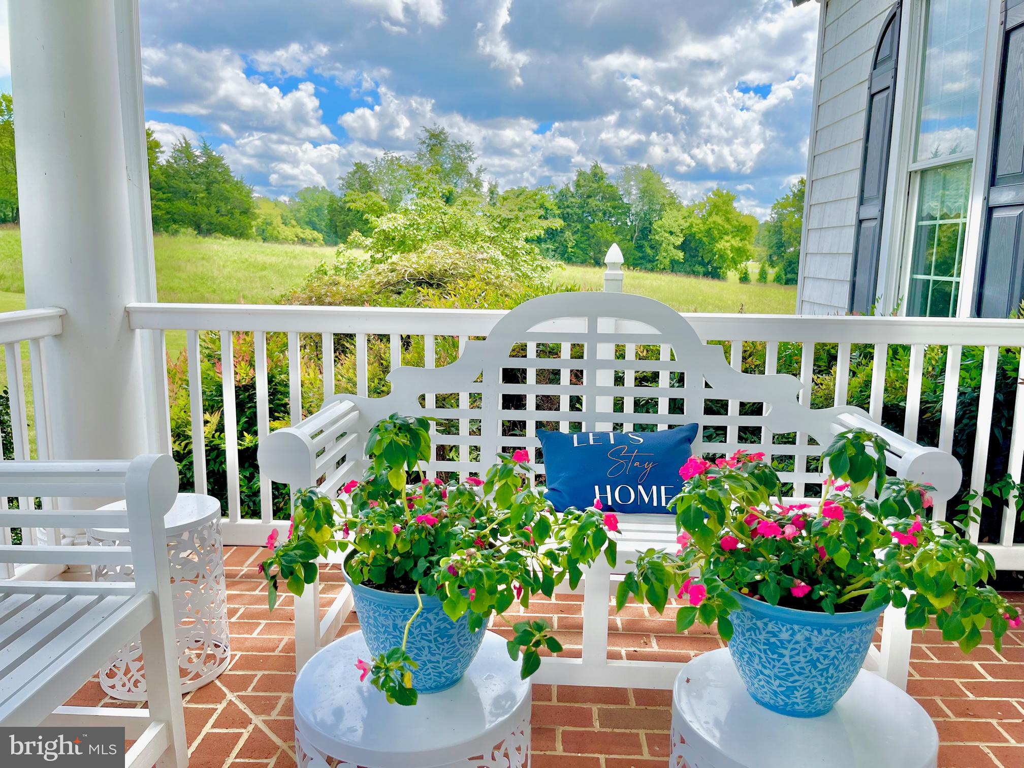 EAGLES NEST - Residential Lease