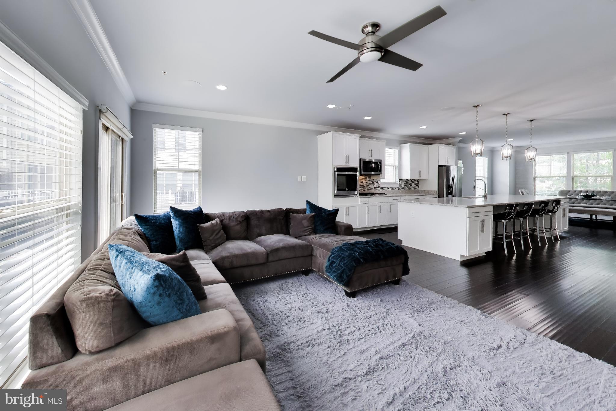 5501 MANOR PARK DRIVE