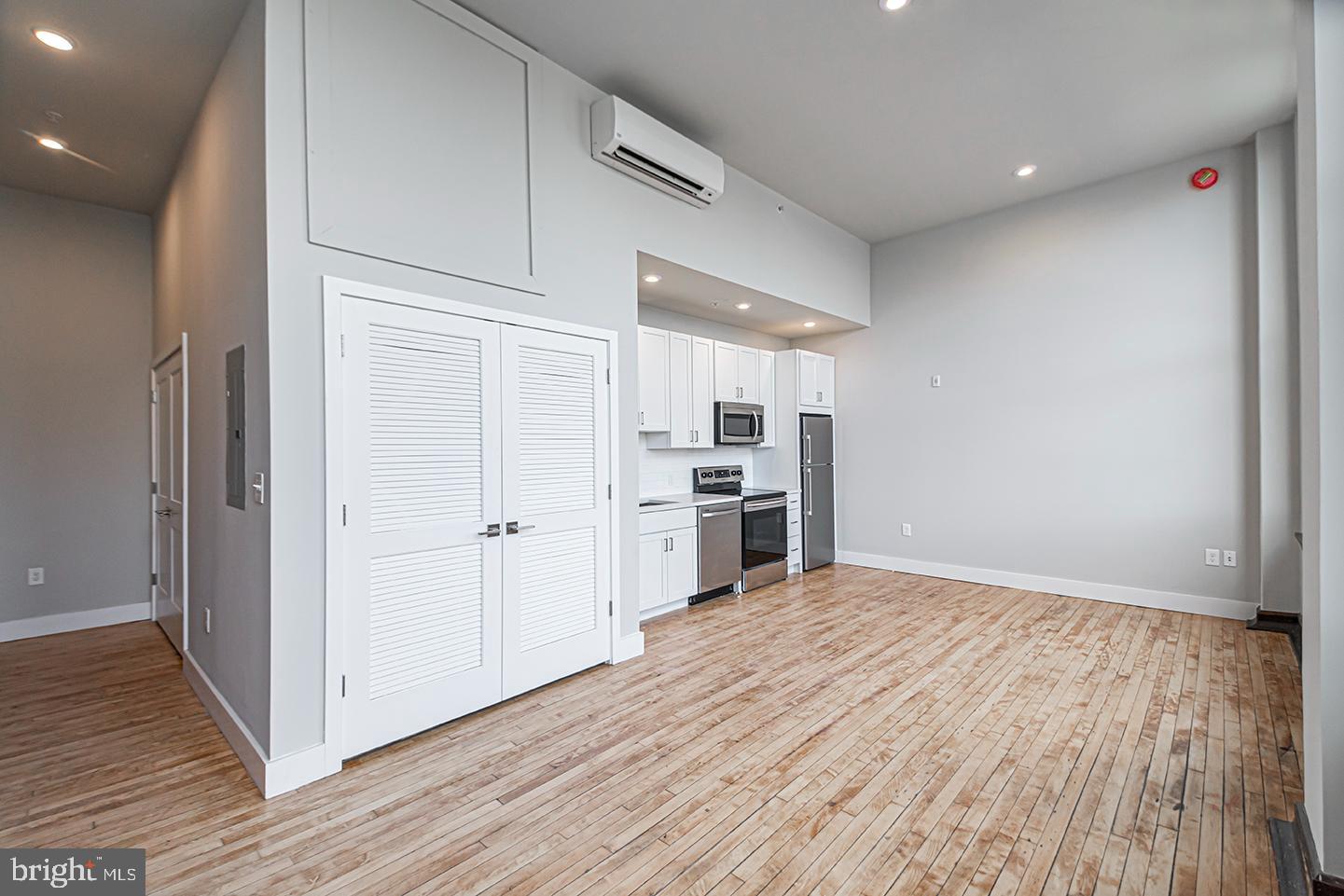 1300 S 19TH STREET UNIT 100