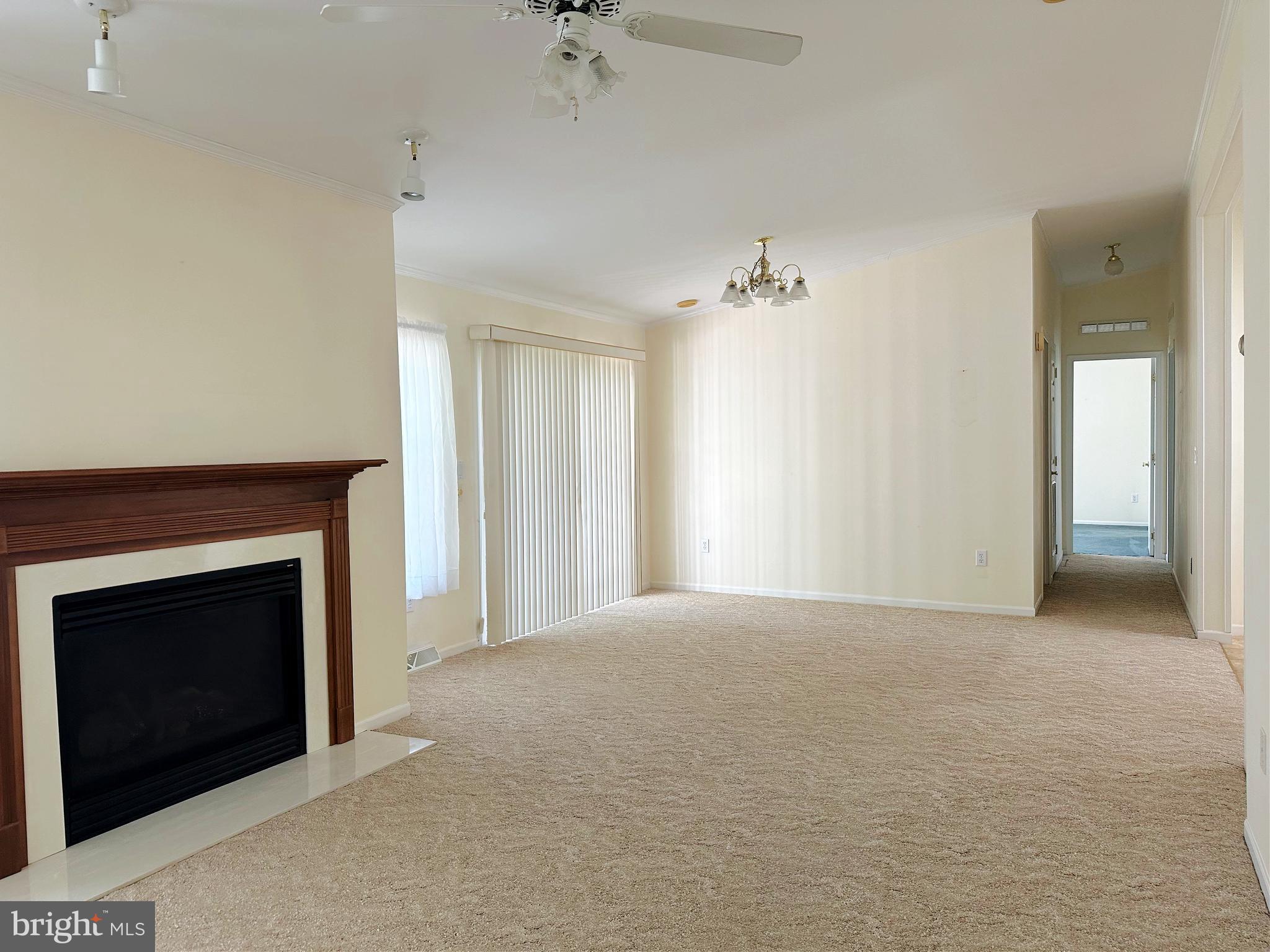 WILLOW RUN - Residential