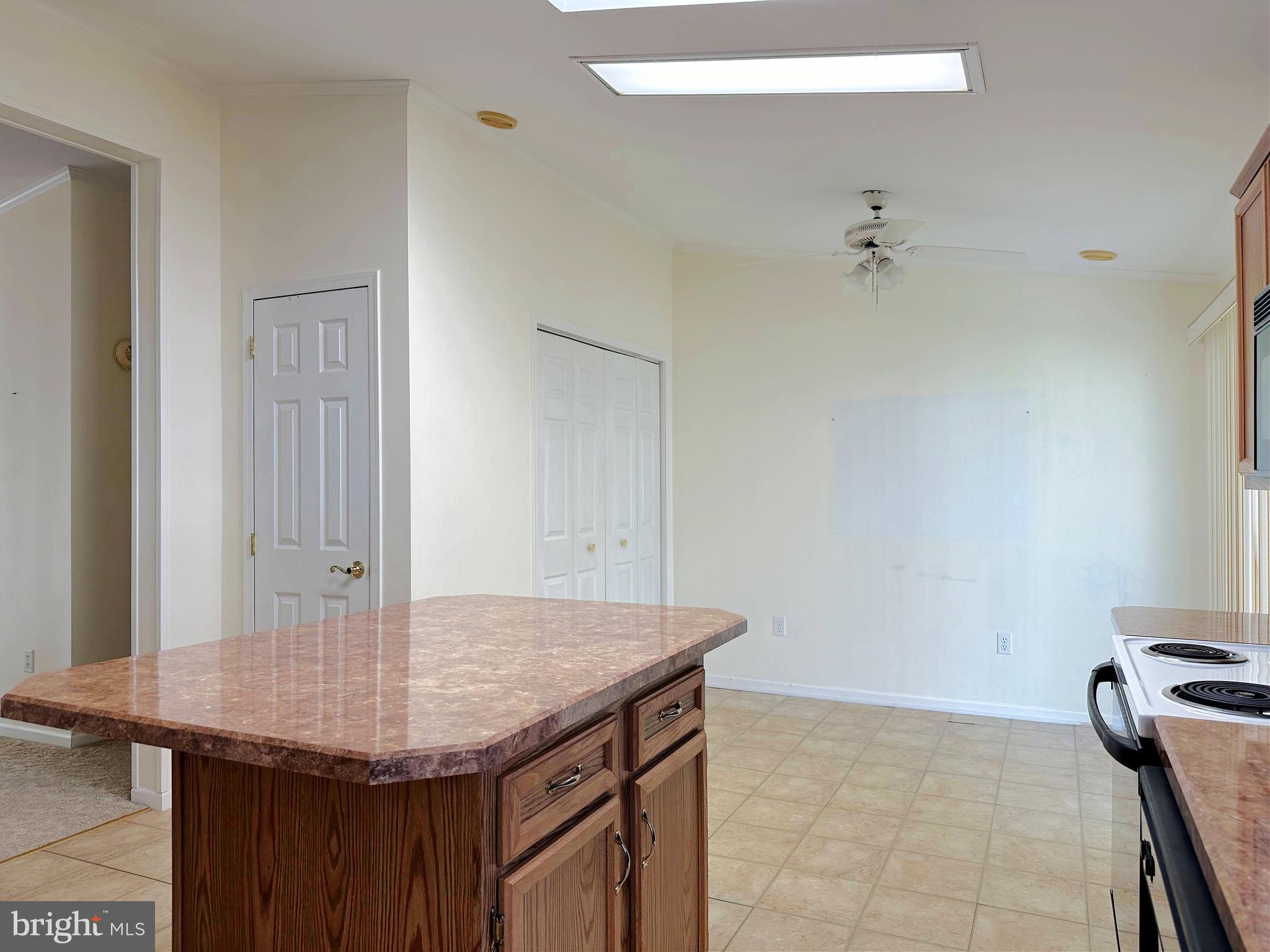 WILLOW RUN - Residential