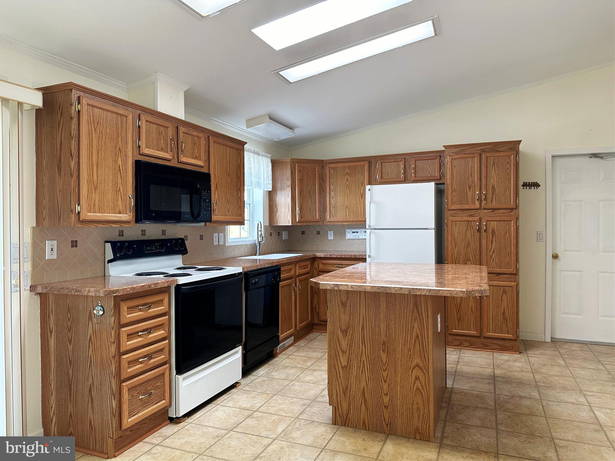 WILLOW RUN - Residential