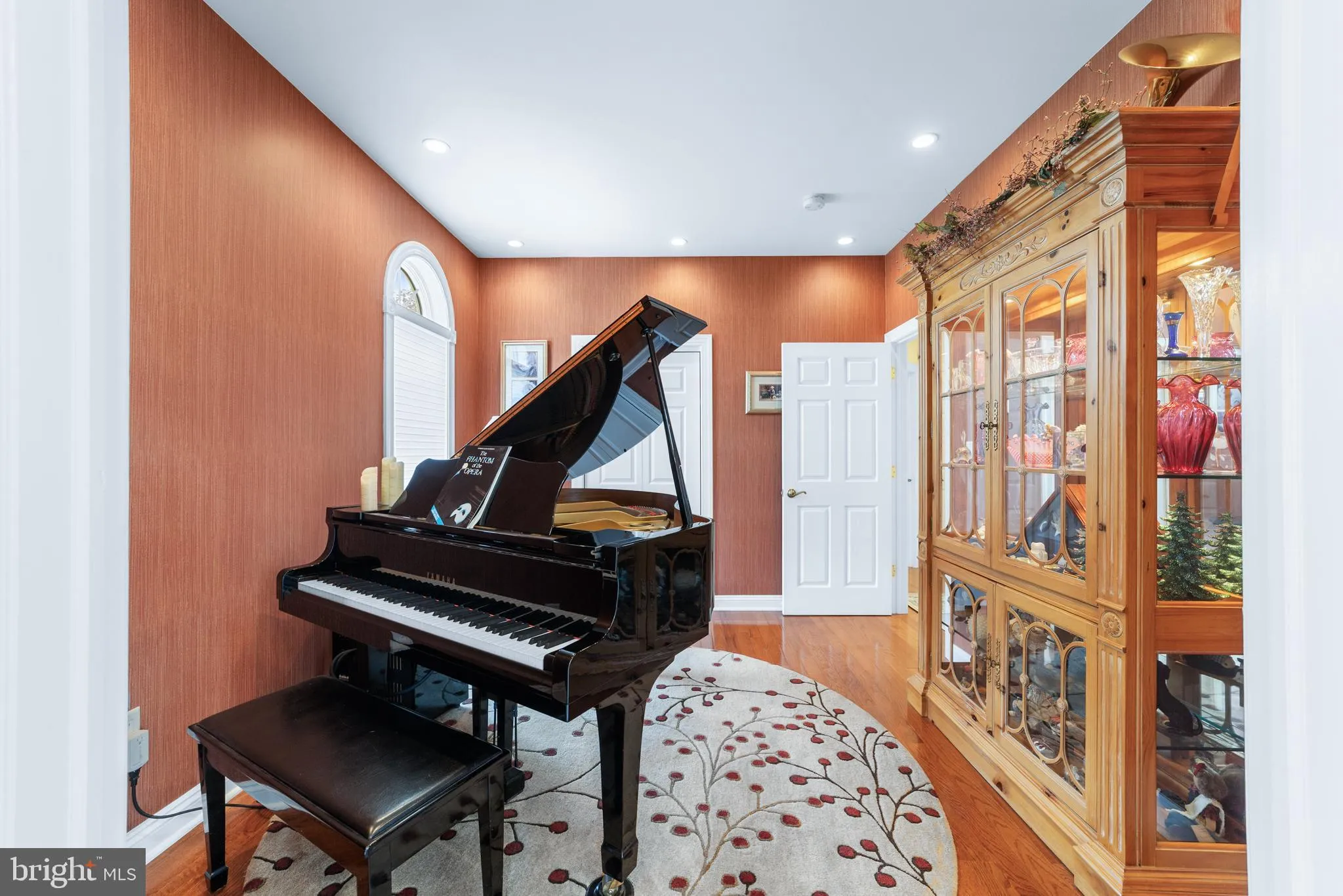 Pilesgrove, New Jersey 08098, United States, 3 Bedrooms Bedrooms, ,4 BathroomsBathrooms,Residential,Active,156646